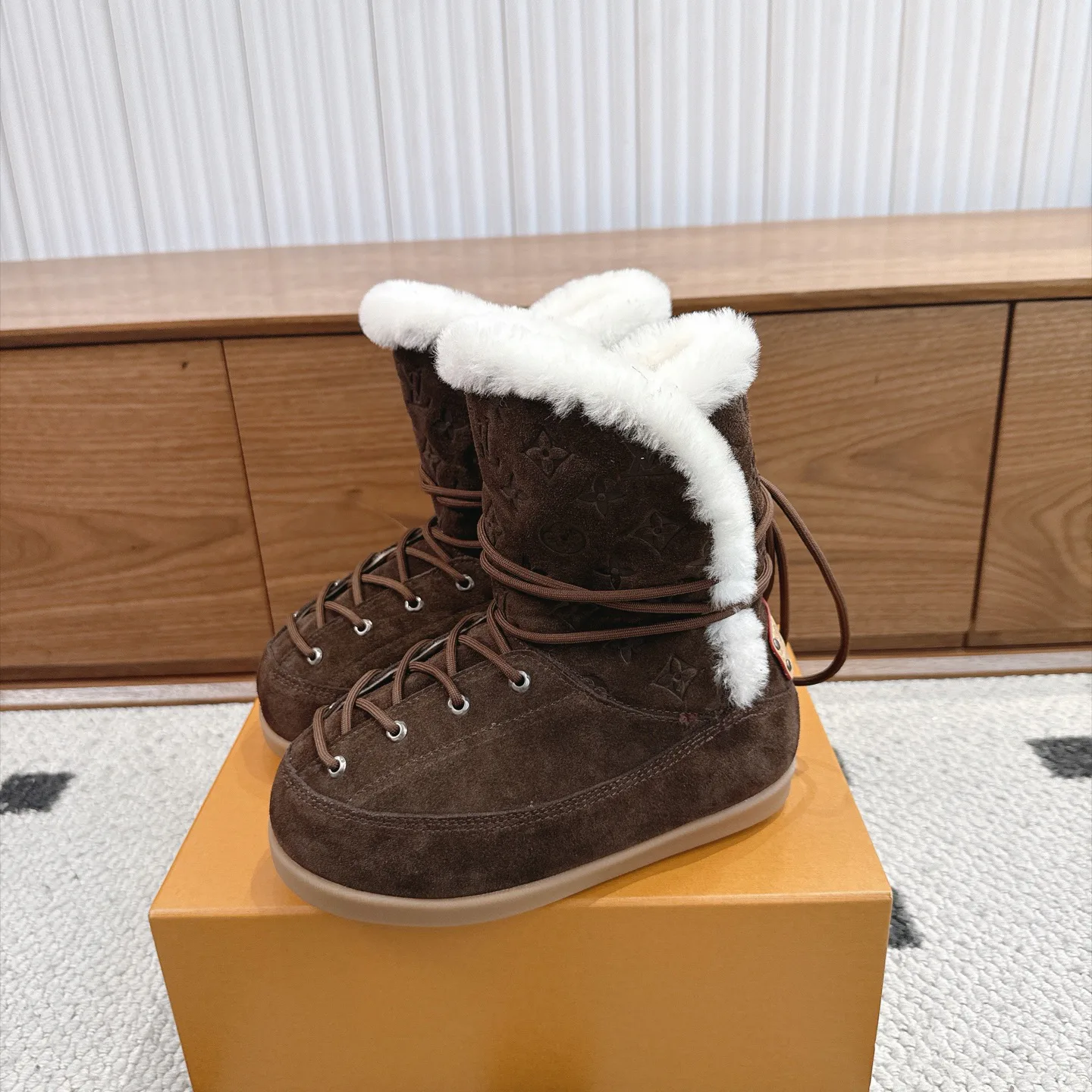 Угги Женские Louis Vuitton 18613783