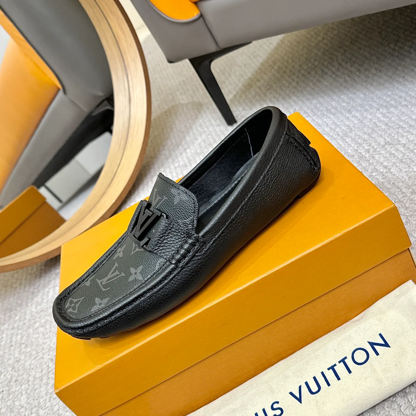 Лоферы И Туфли Мужские Louis Vuitton 17514746