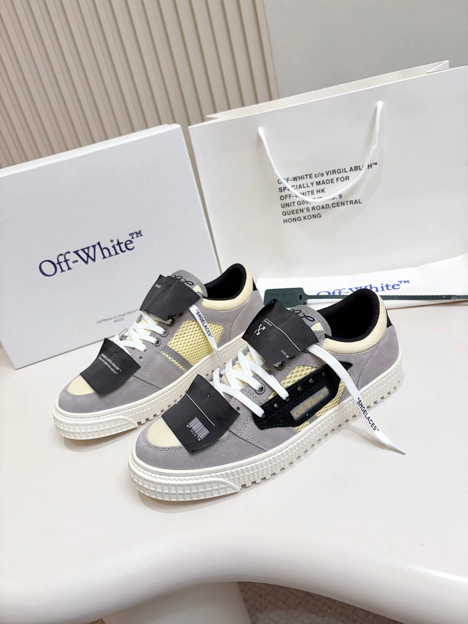 Кроссовки Женские Off-White 18103208