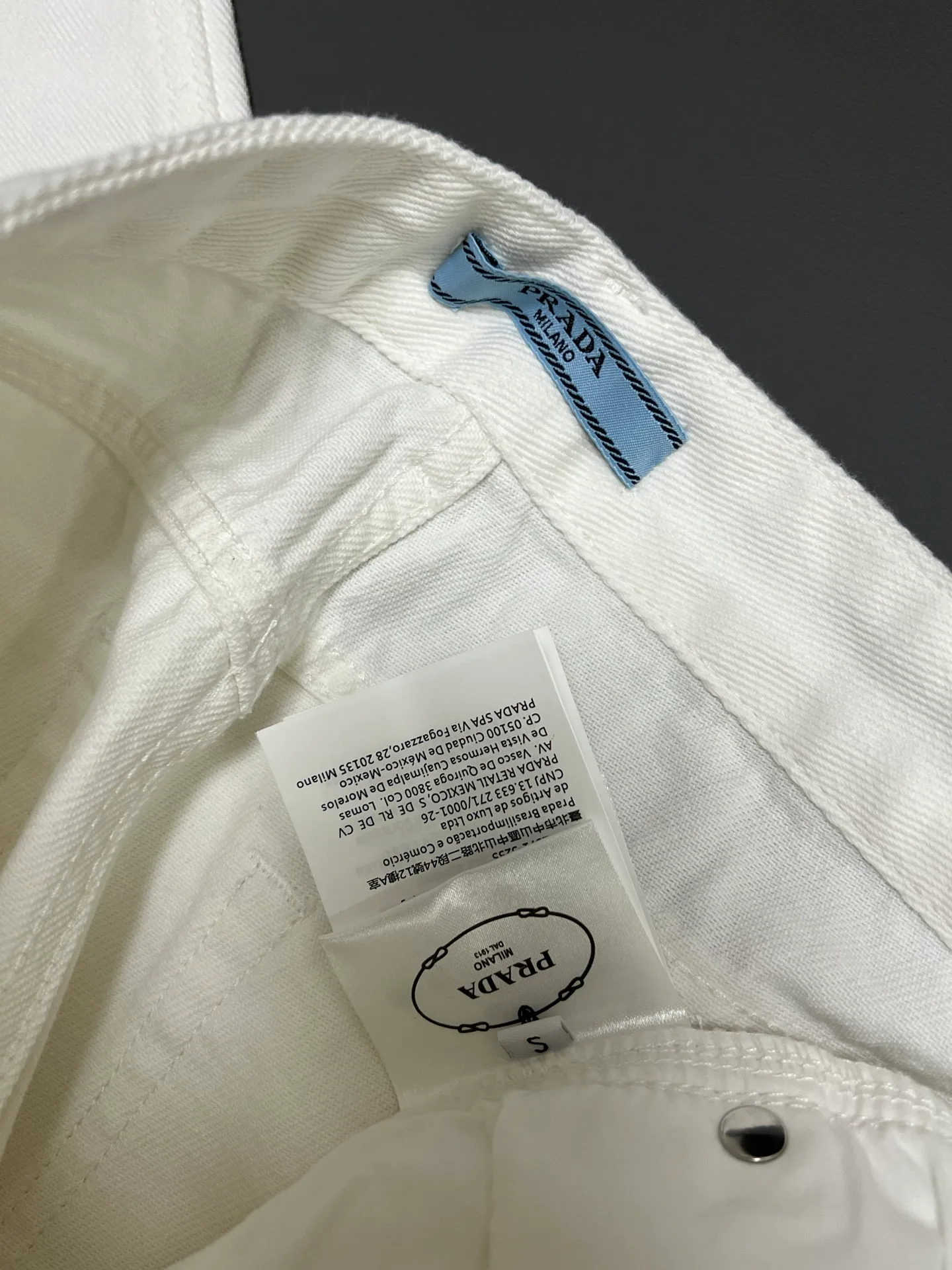 Джинсы Женские Prada 11484509