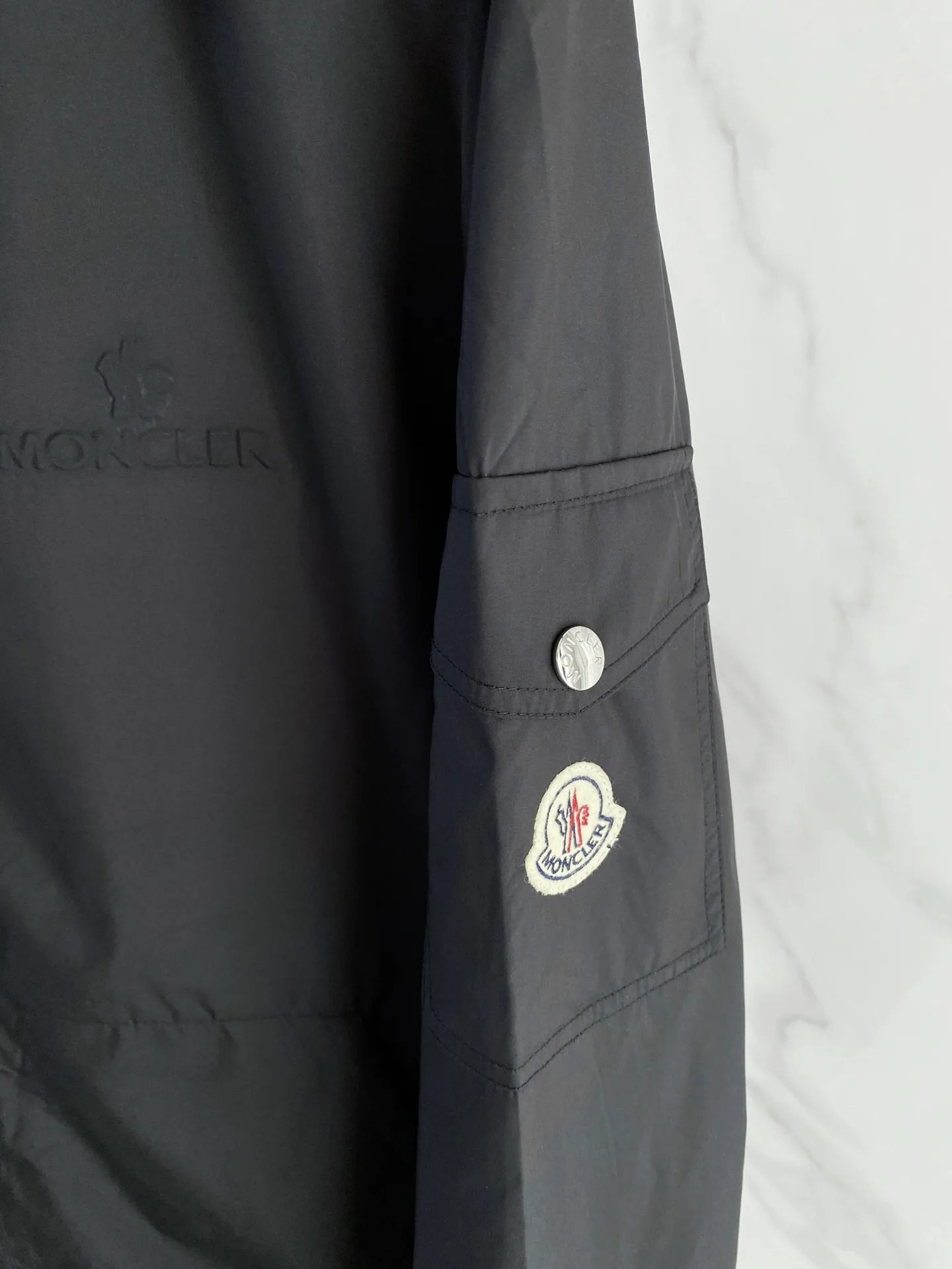 Куртки И Пуховики Мужские Moncler 11584573