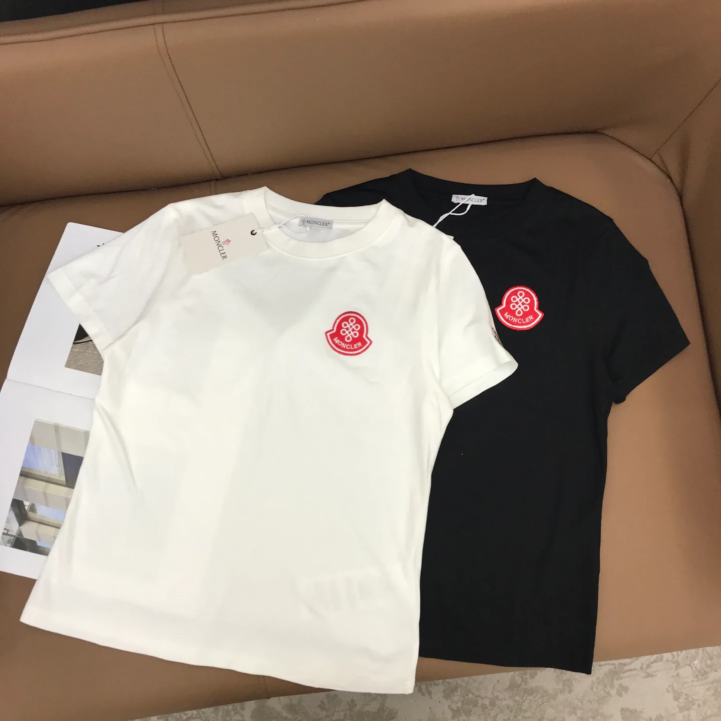 Футболки Женские Moncler 1856519