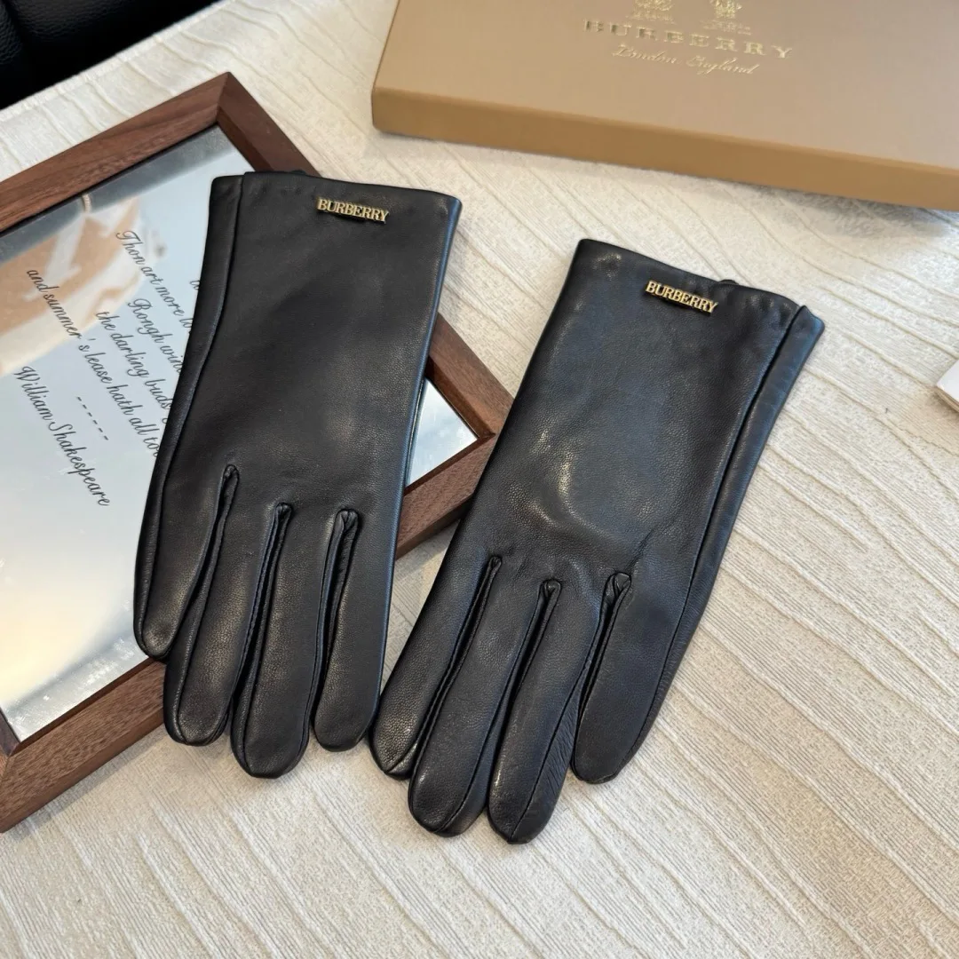 Перчатки Burberry 18574842