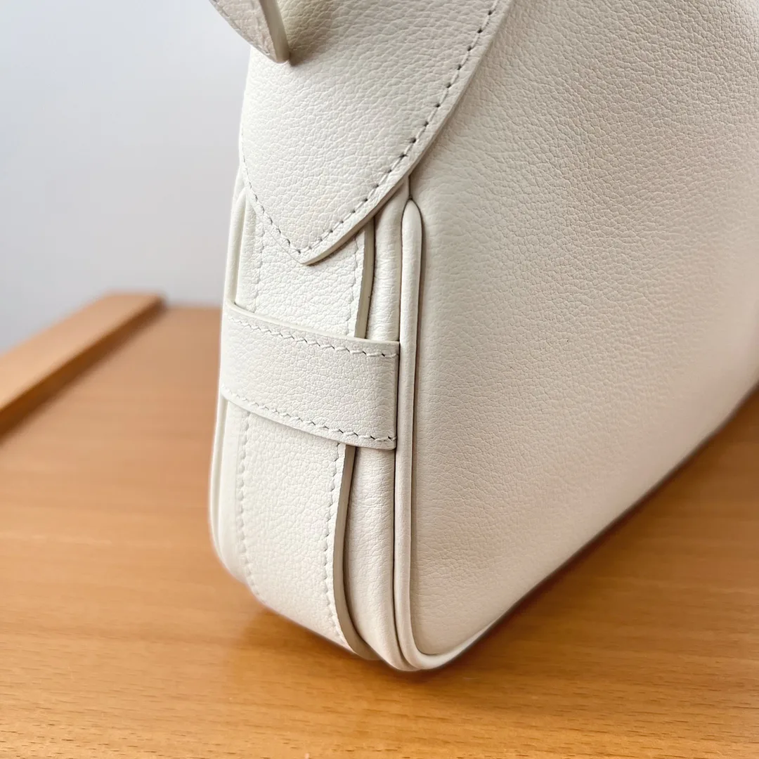 Классические Сумки Женские Celine 11692504