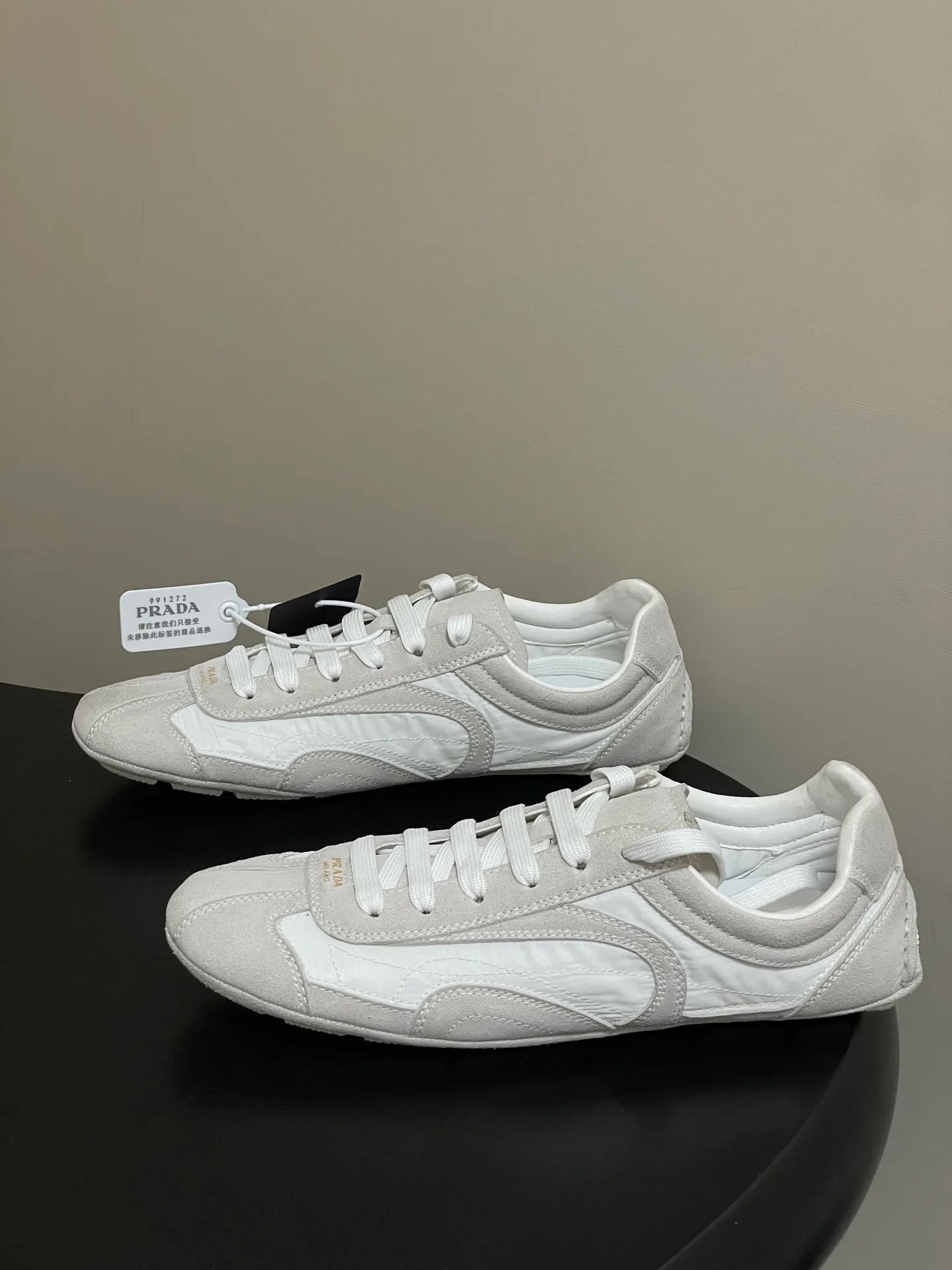 Кроссовки Женские Prada 12810932