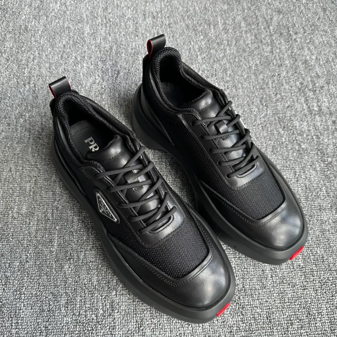 Кроссовки Мужские Prada 18996052
