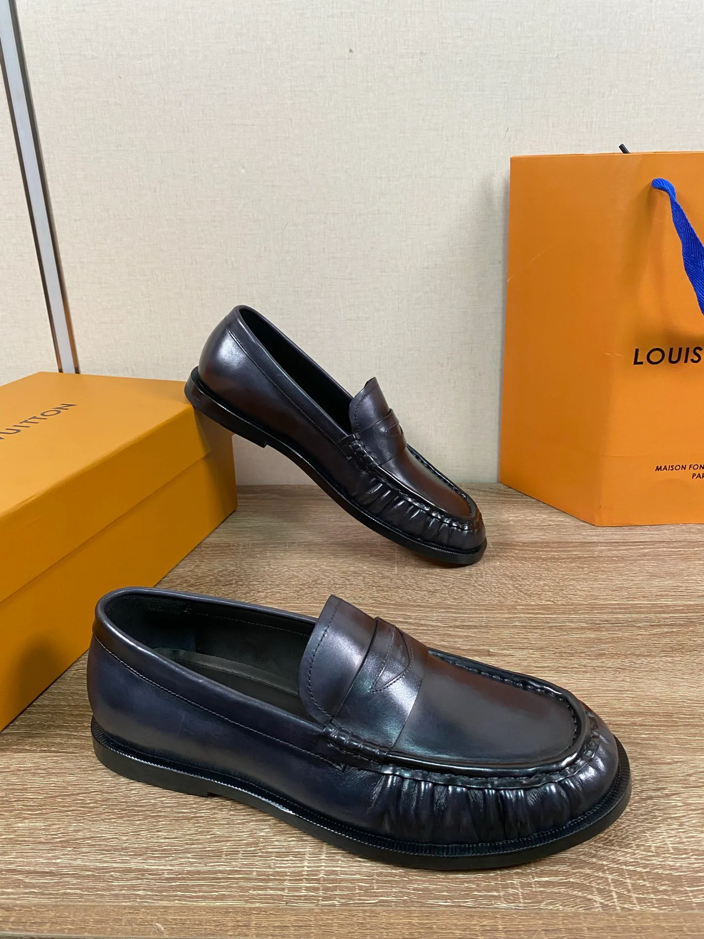 Лоферы И Туфли Мужские Louis Vuitton 19298672