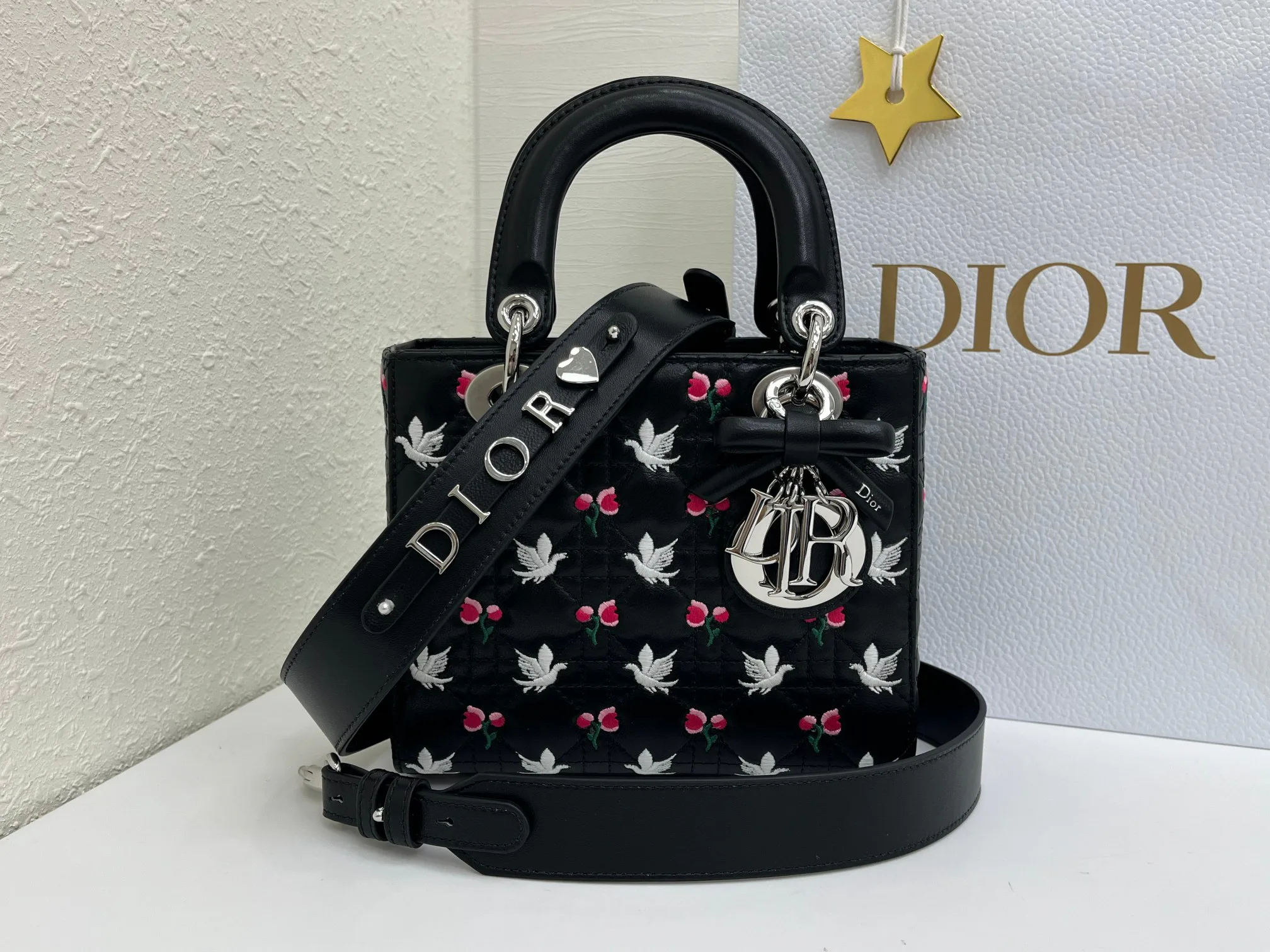 Классические Сумки Женские Christian Dior 17407066