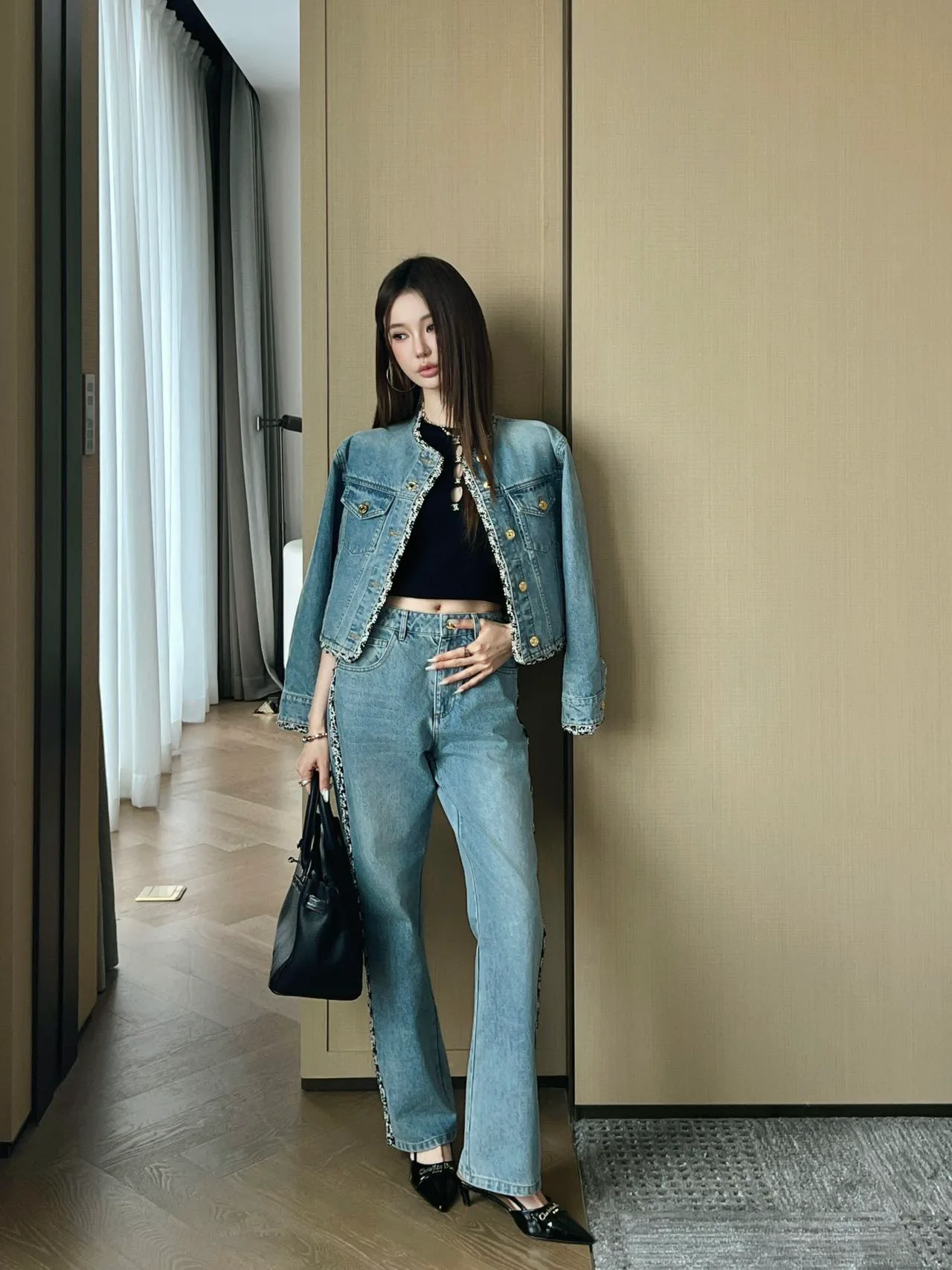 Джинсы Женские Chanel 13091349