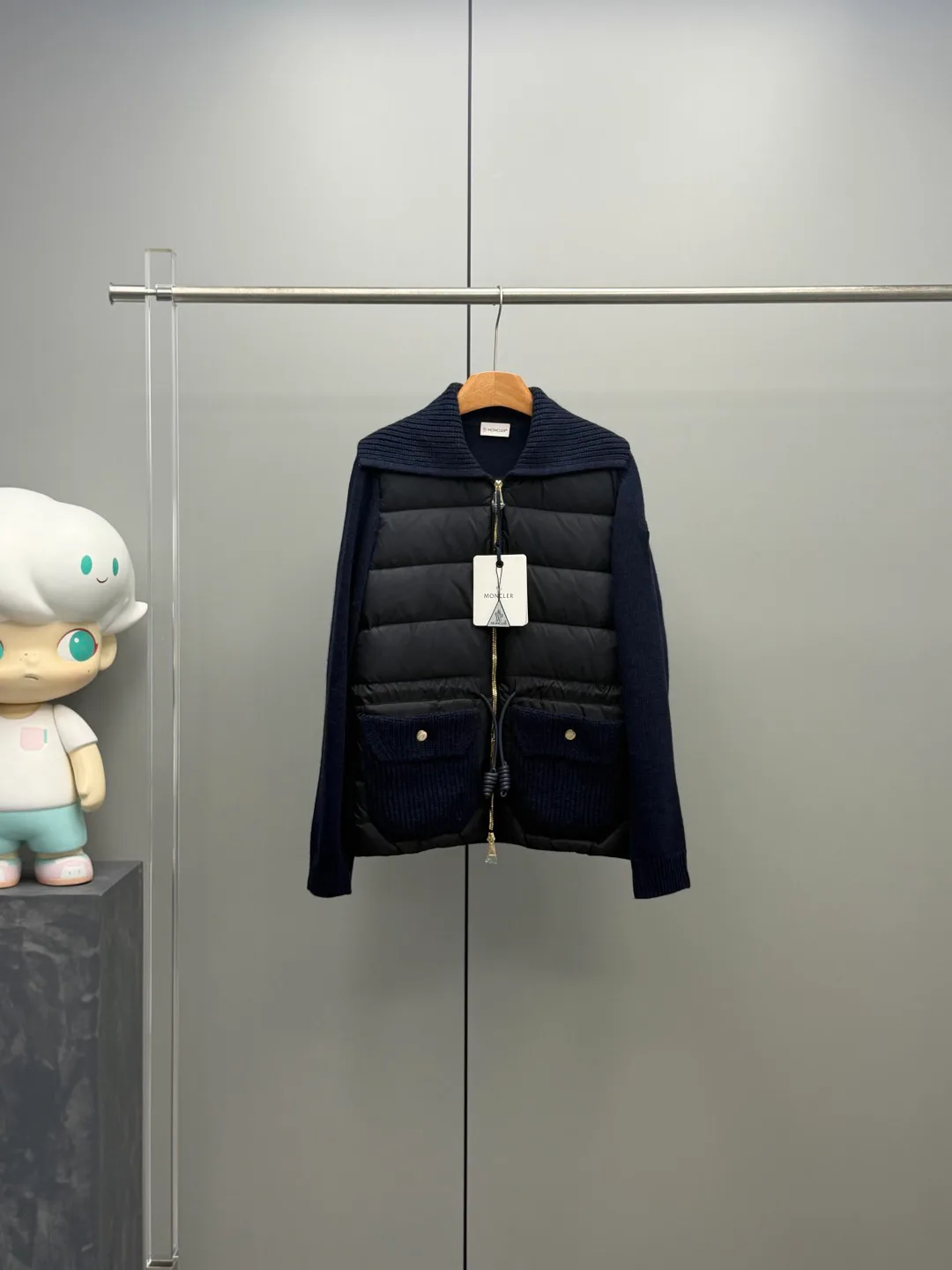 Куртки И Пуховики Мужские Moncler 17927610