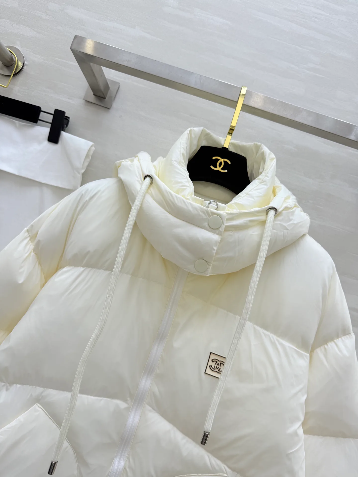 Куртки И Пуховики Женские Chanel 600335