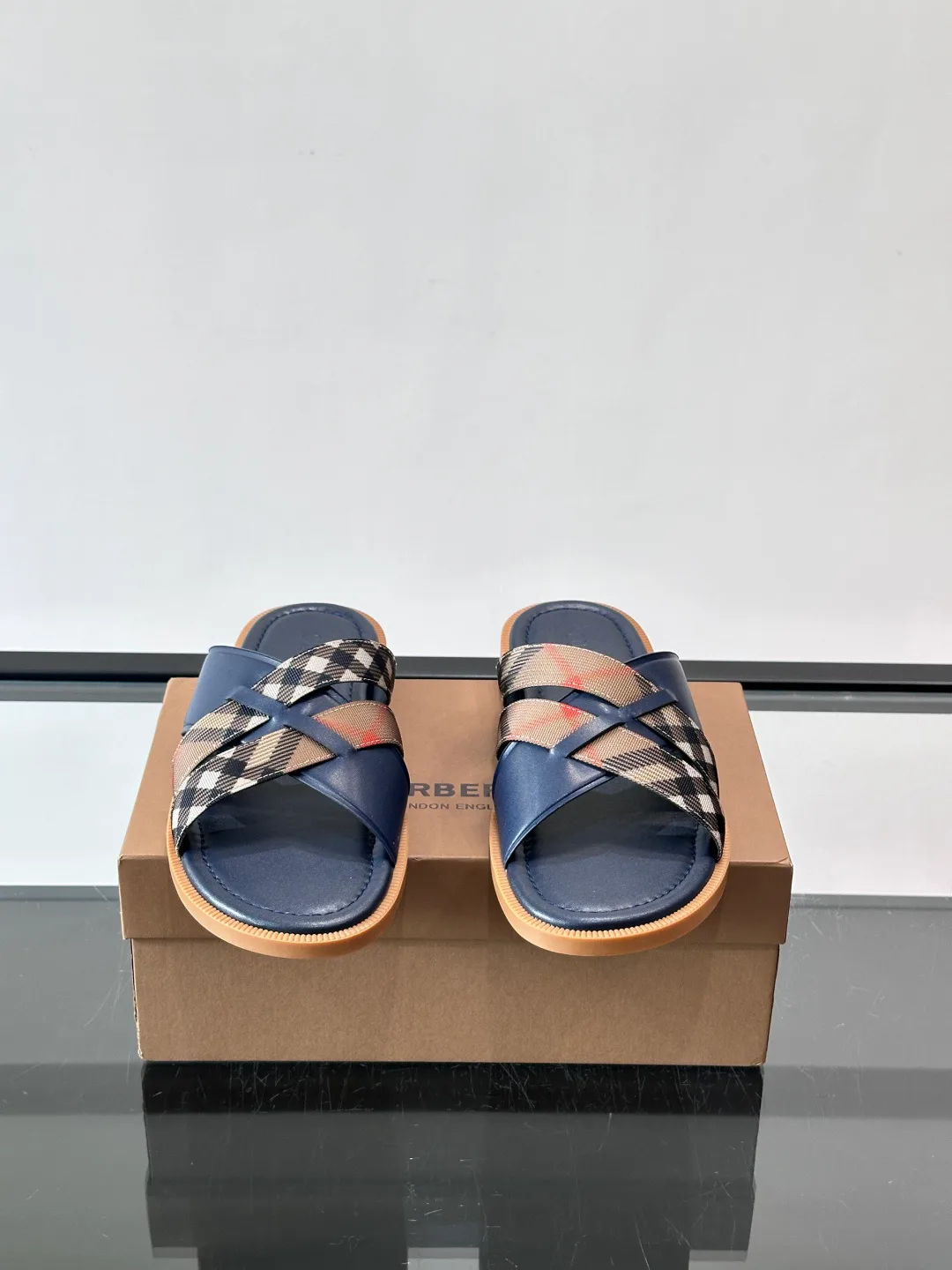 Сандалии Мужские Burberry 13546918