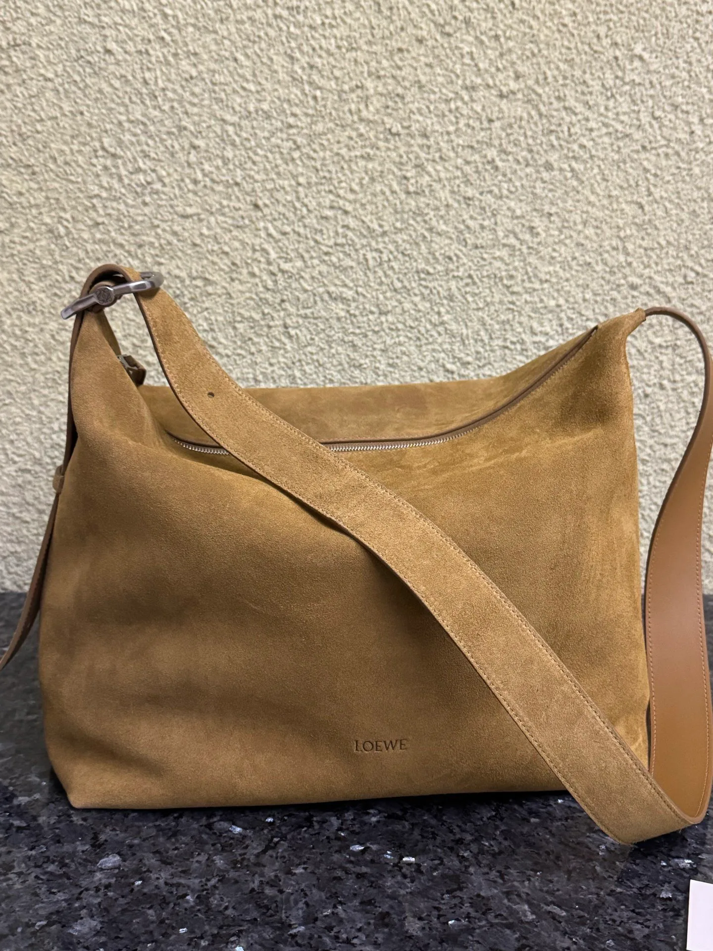 Классические Сумки Женские Loewe 18231883
