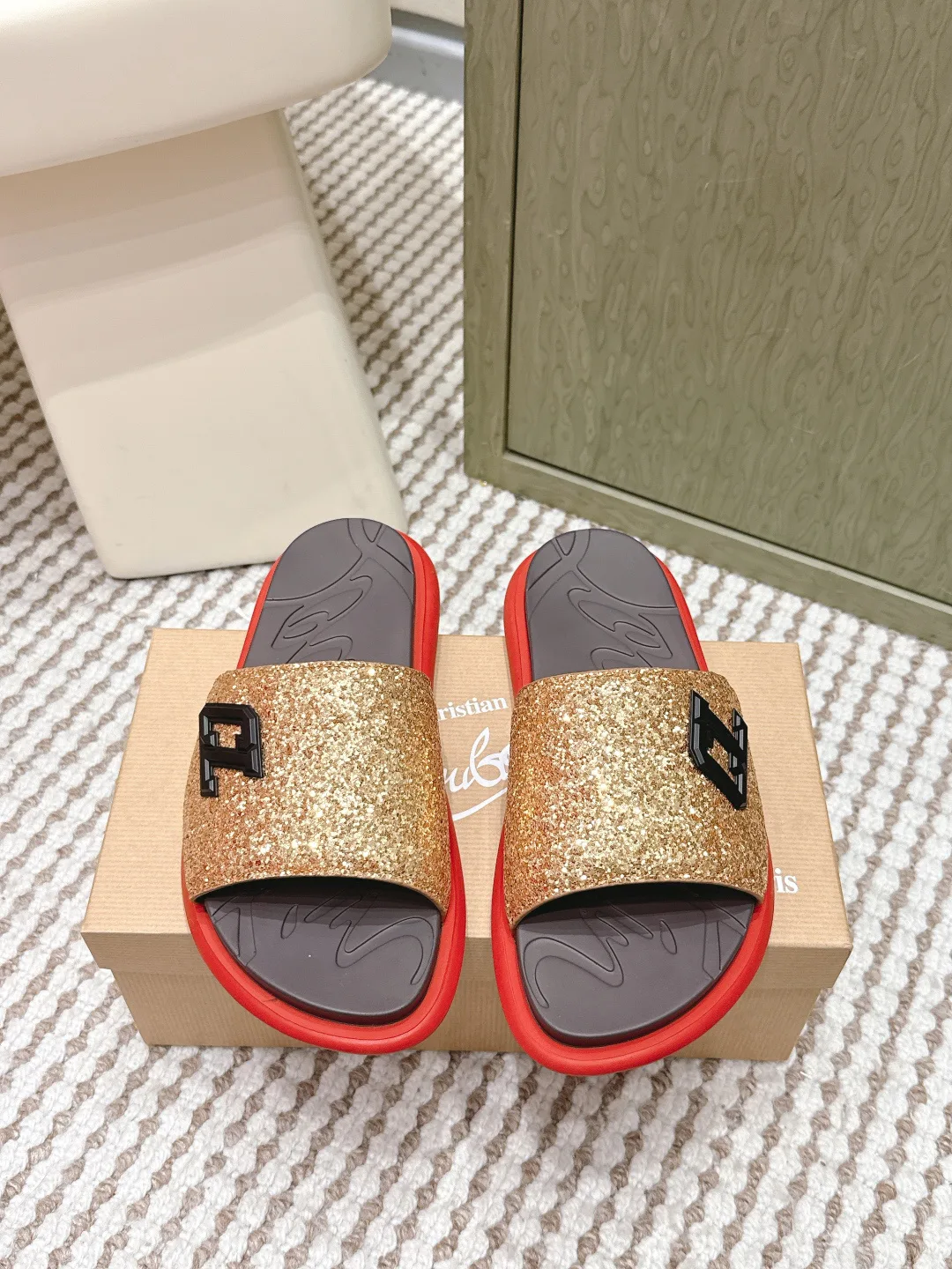 Шлепанцы Мужские Christian Louboutin 488306