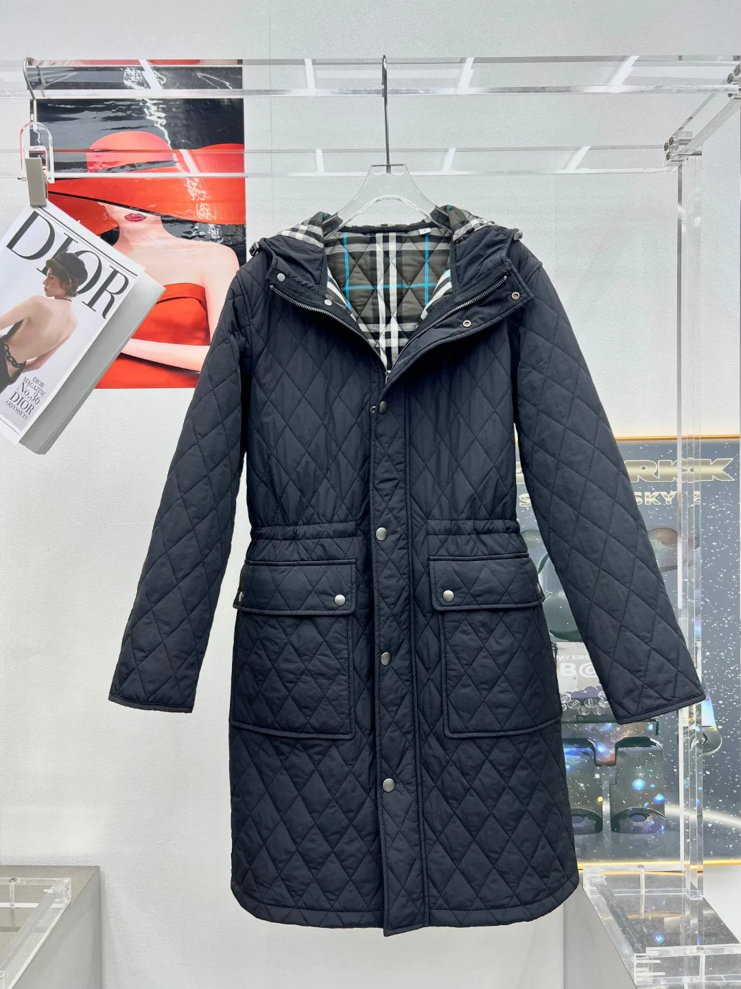 Куртки И Пуховики Женские Burberry 2274