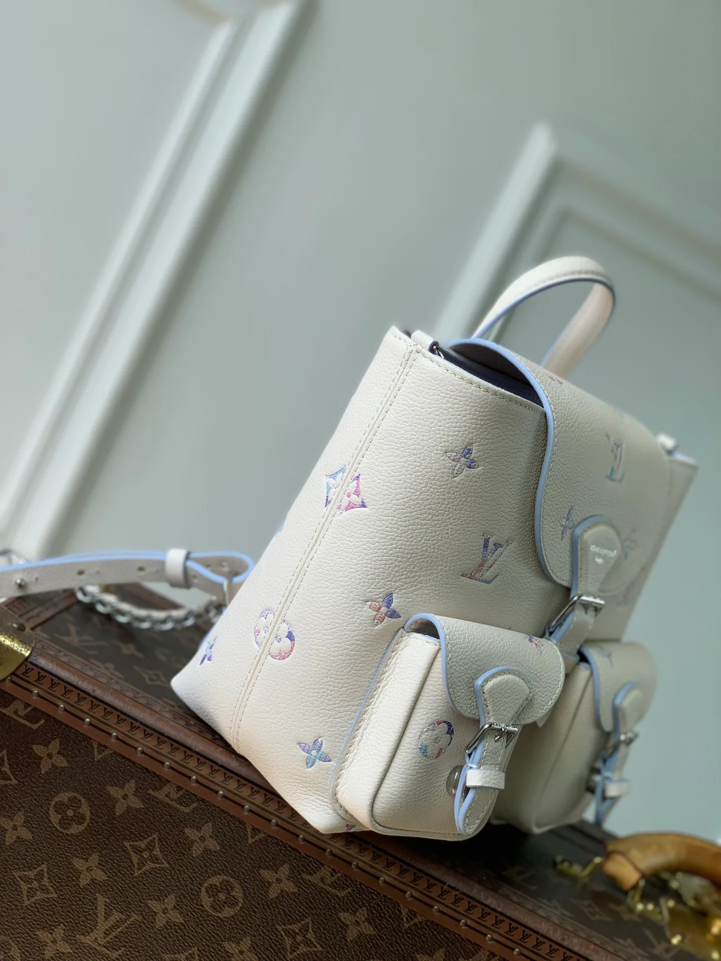 Классические Сумки Женские Louis Vuitton 18147478