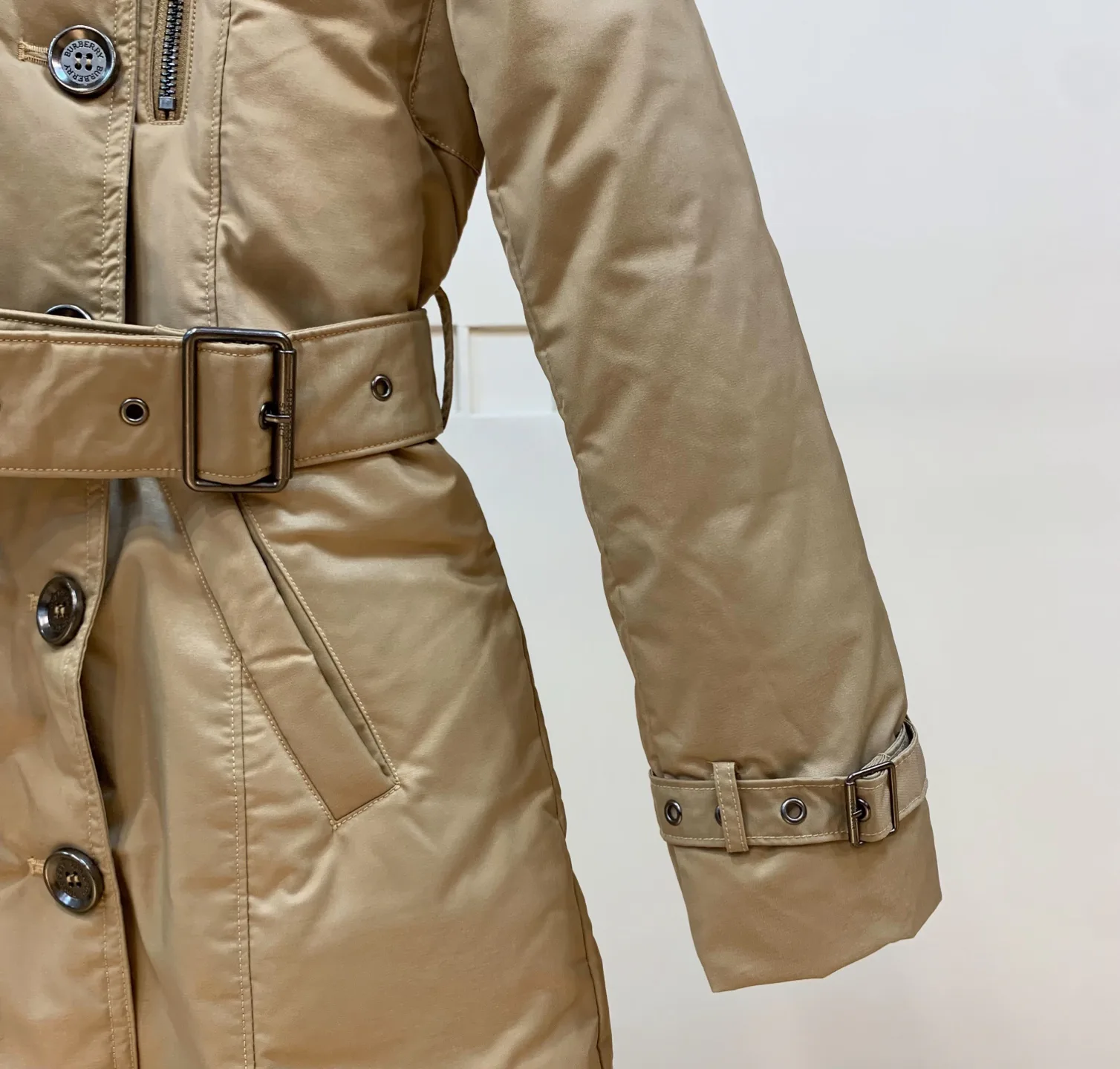 Куртки И Пуховики Женские Burberry 17965231
