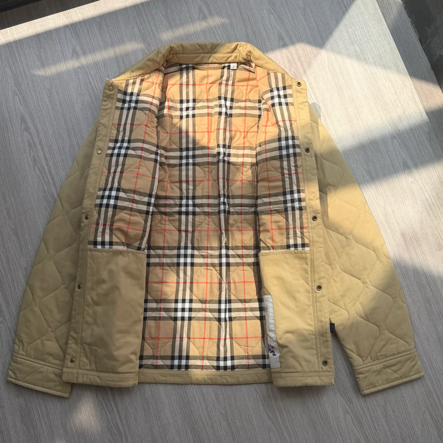 Куртки И Пуховики Женские Burberry 19731046