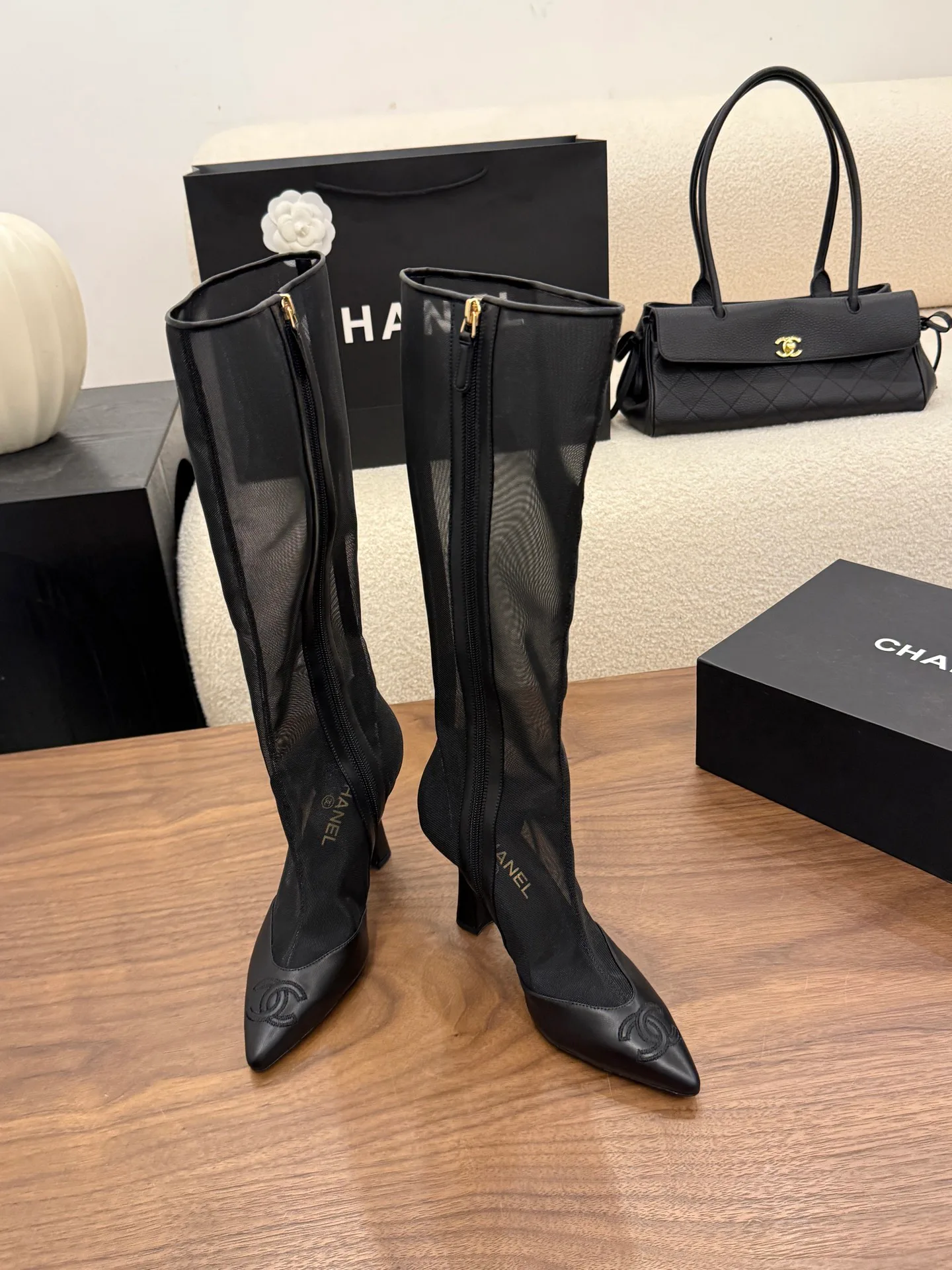 Сапоги Женские Chanel 17895366