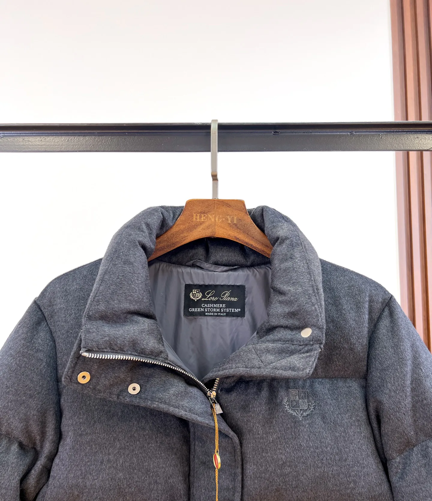 Куртки И Пуховики Женские Loro Piana 18183447