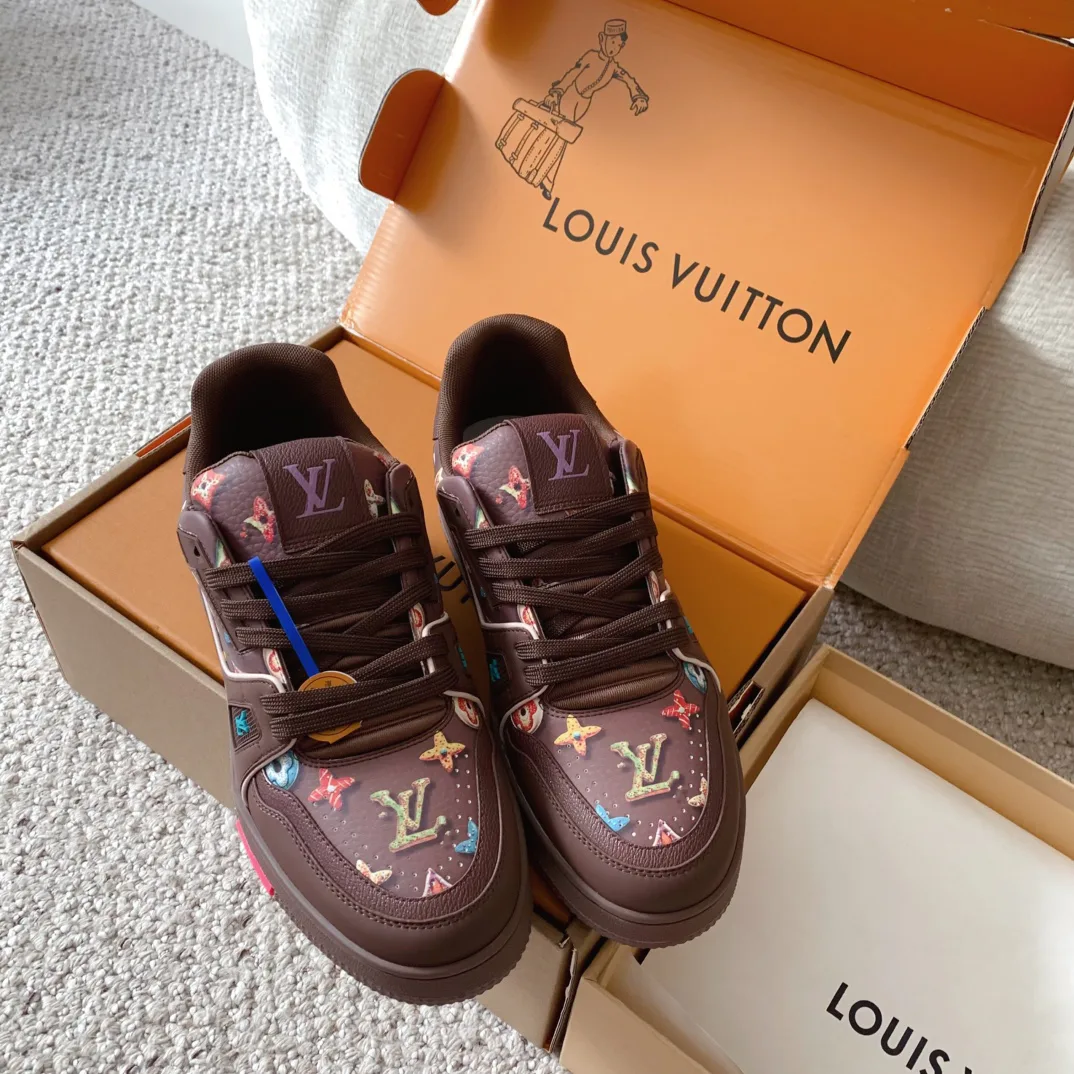 Кроссовки Женские Louis Vuitton 10290578