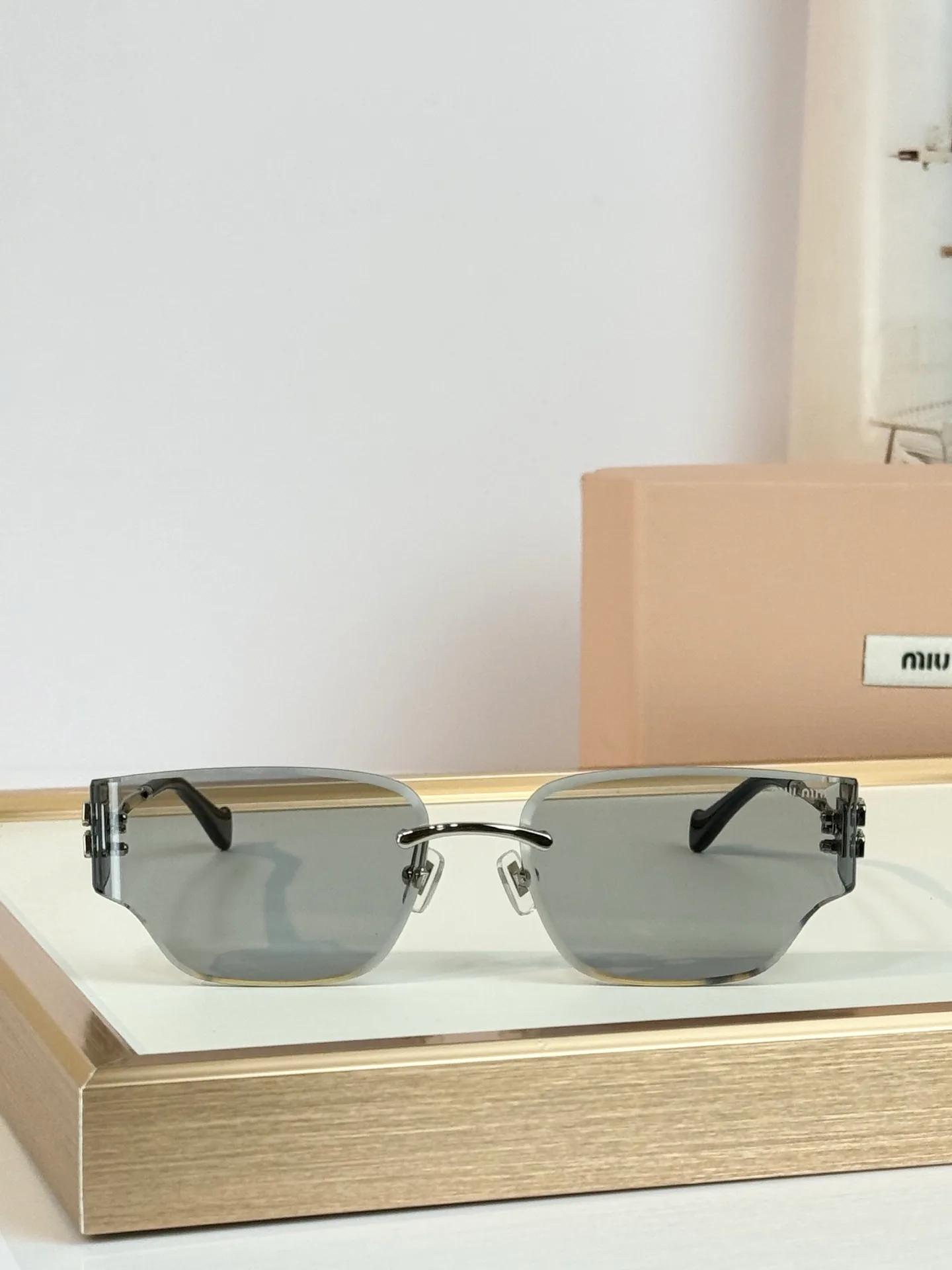 Очки Miu Miu 18118082