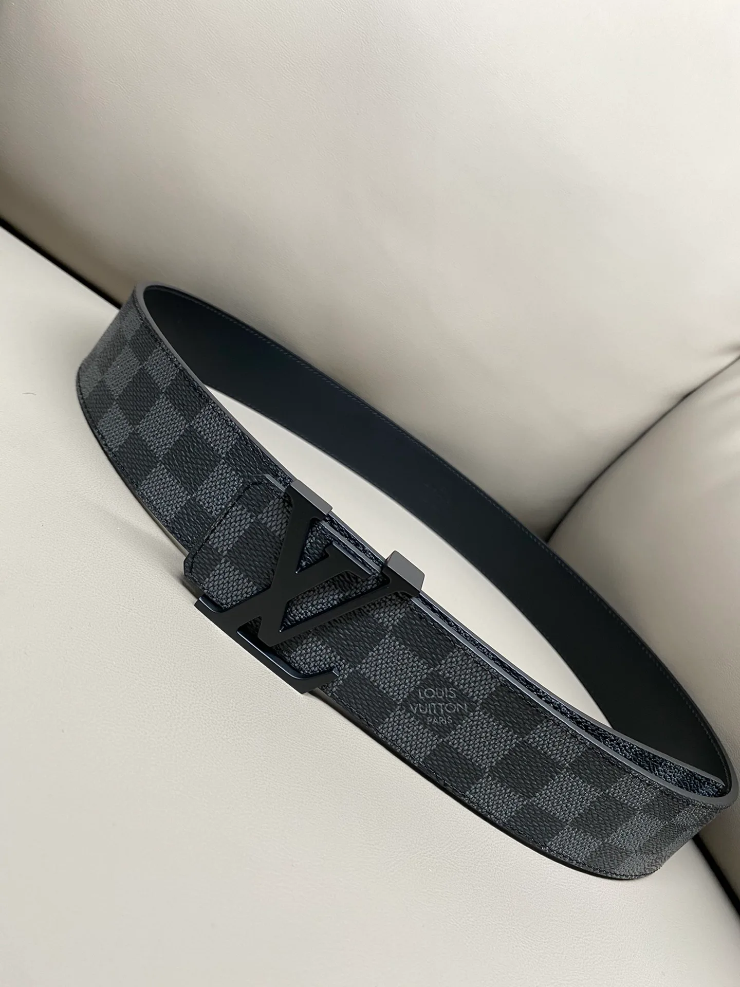 Ремни Louis Vuitton 8135
