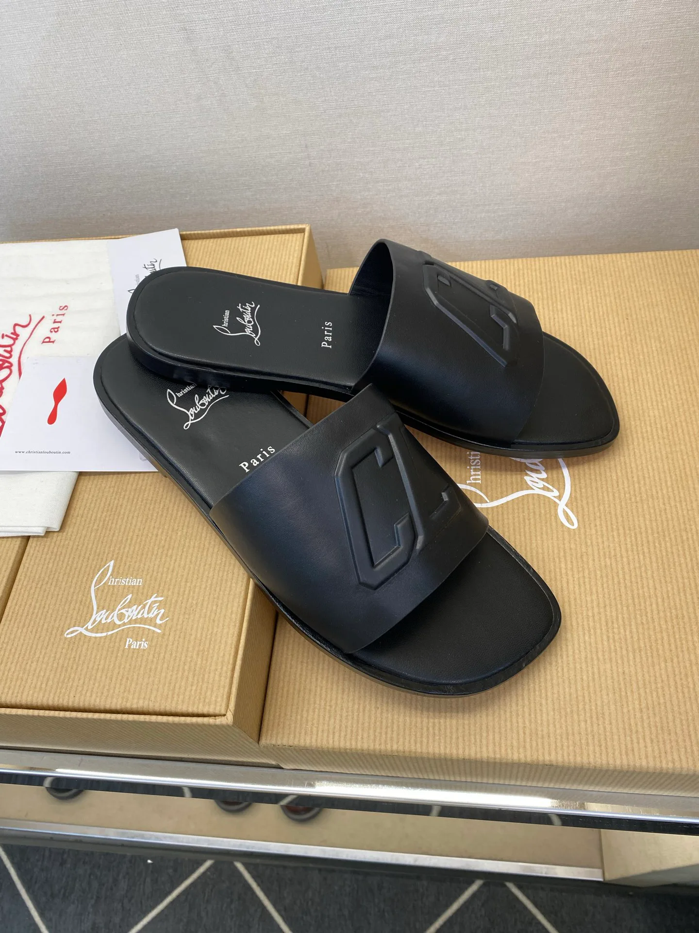Сандалии Мужские Christian Louboutin 11710367