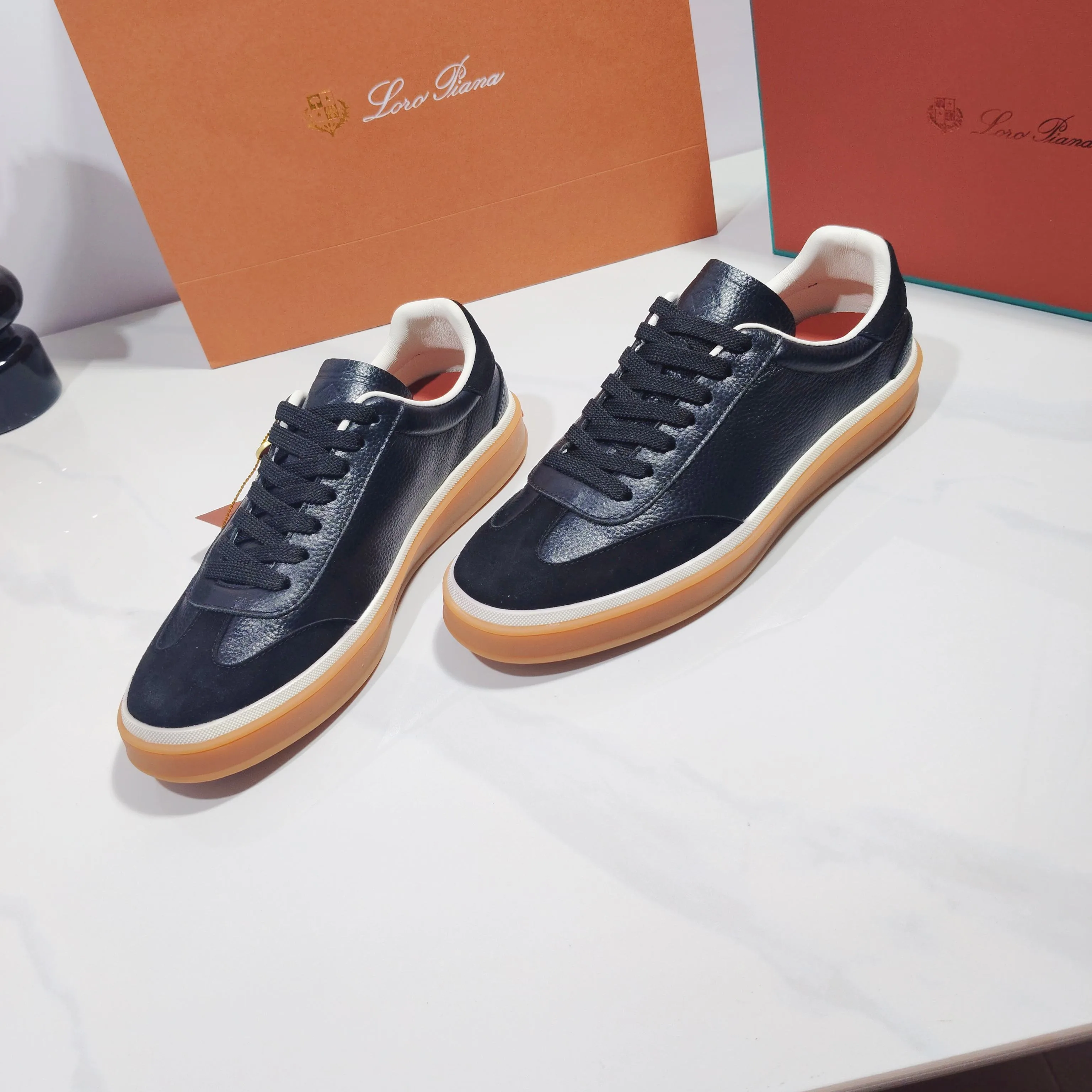 Кроссовки Женские Loro Piana 17961929