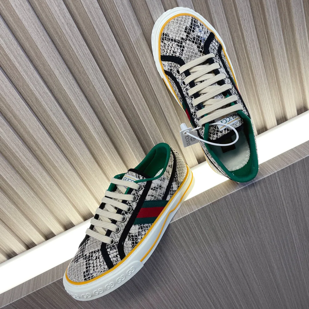 Кроссовки Женские Gucci 19691192
