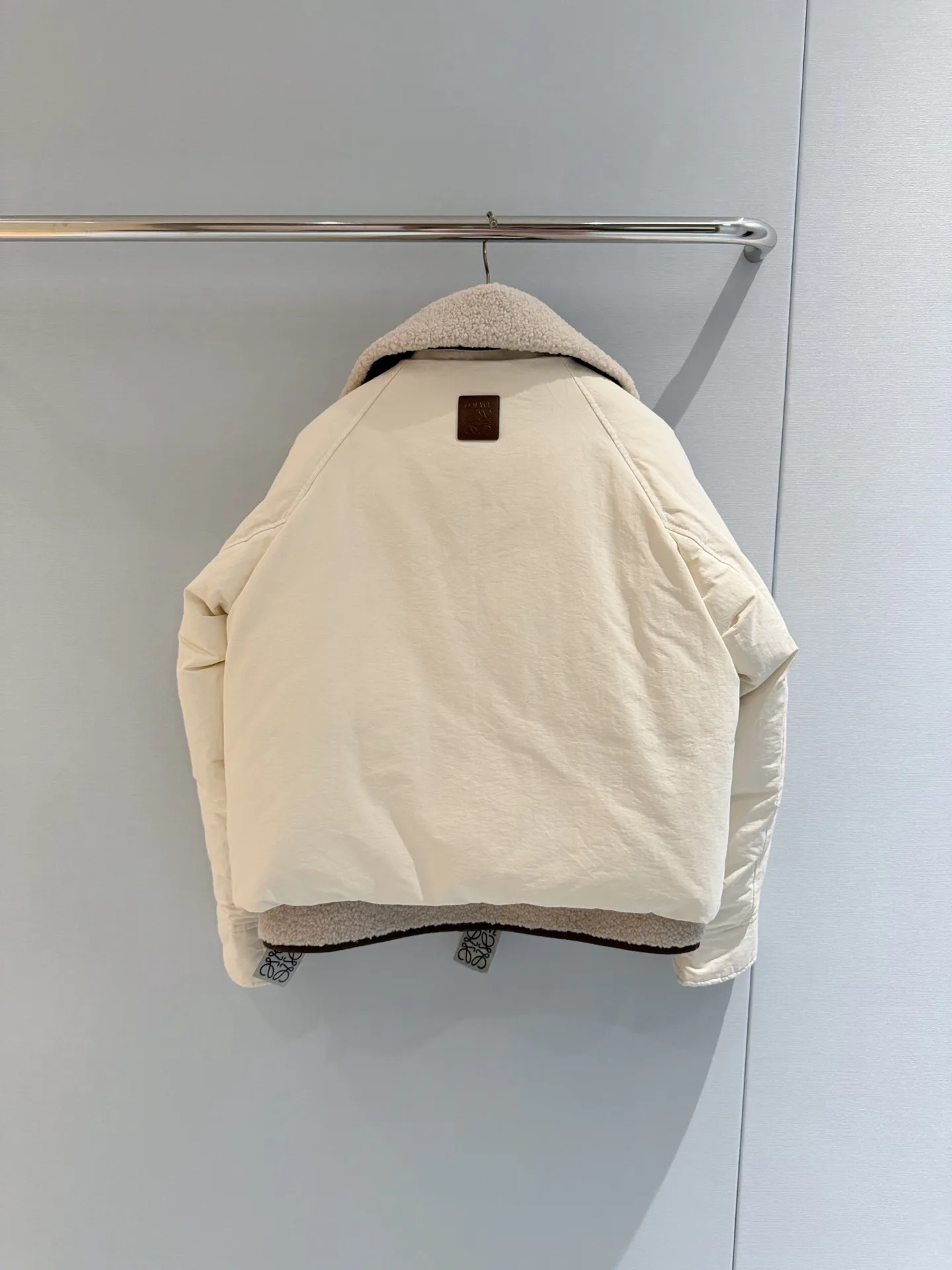 Куртки И Пуховики Женские Loewe 18953596