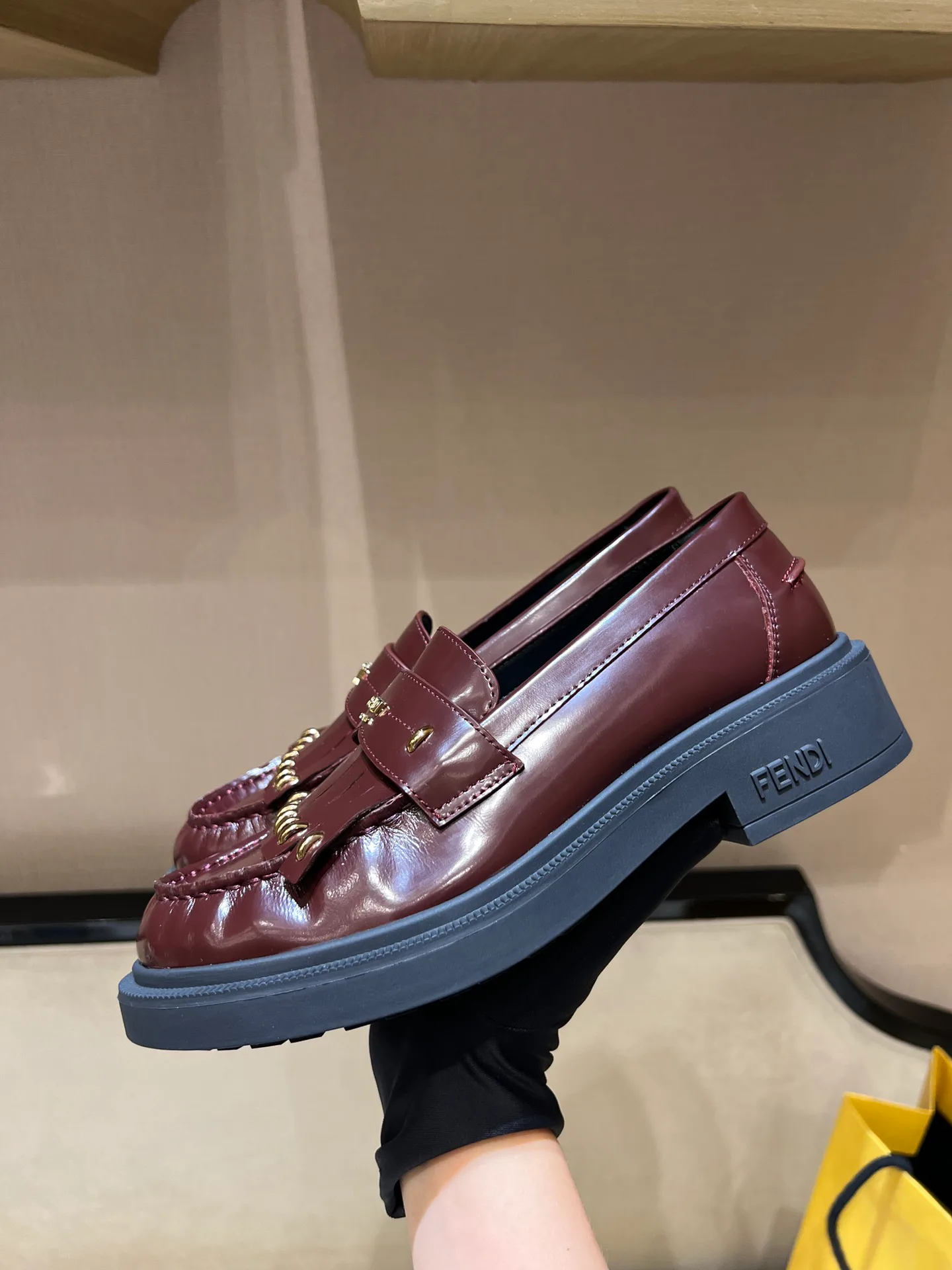 Лоферы Женские Fendi 13049