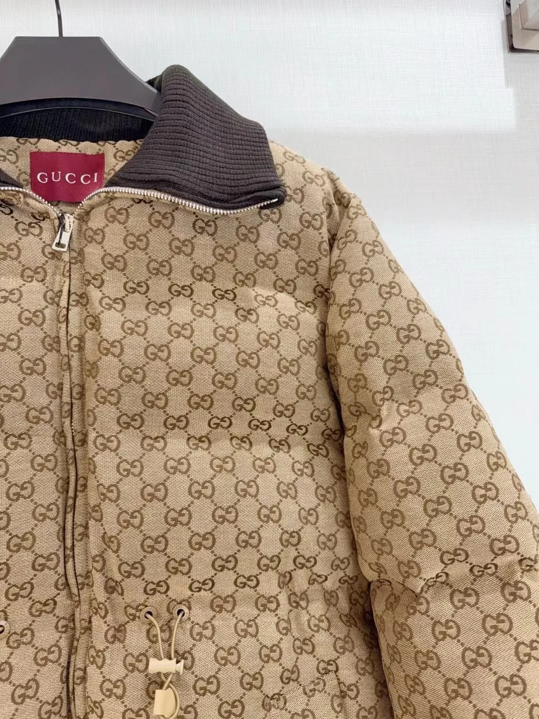 Куртки И Пуховики Женские Gucci 383194