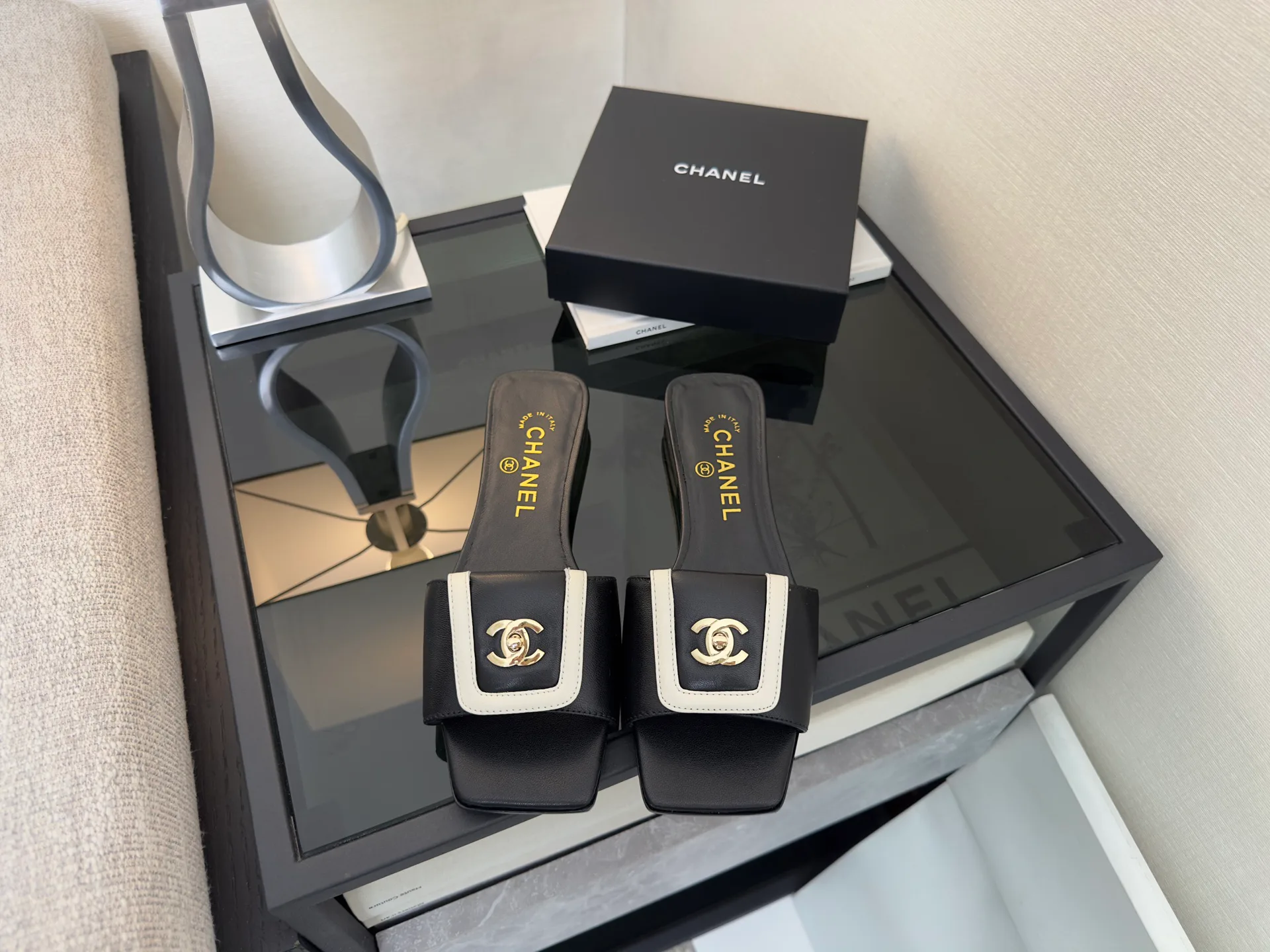 Обложки На Паспорт Chanel 11890828