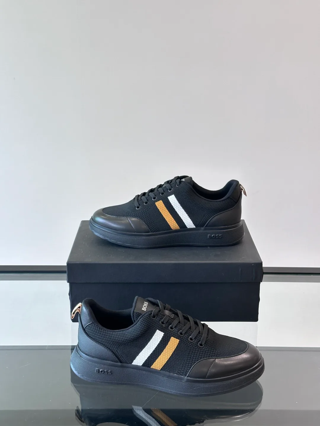 Кроссовки Мужские Hugo Boss 19419