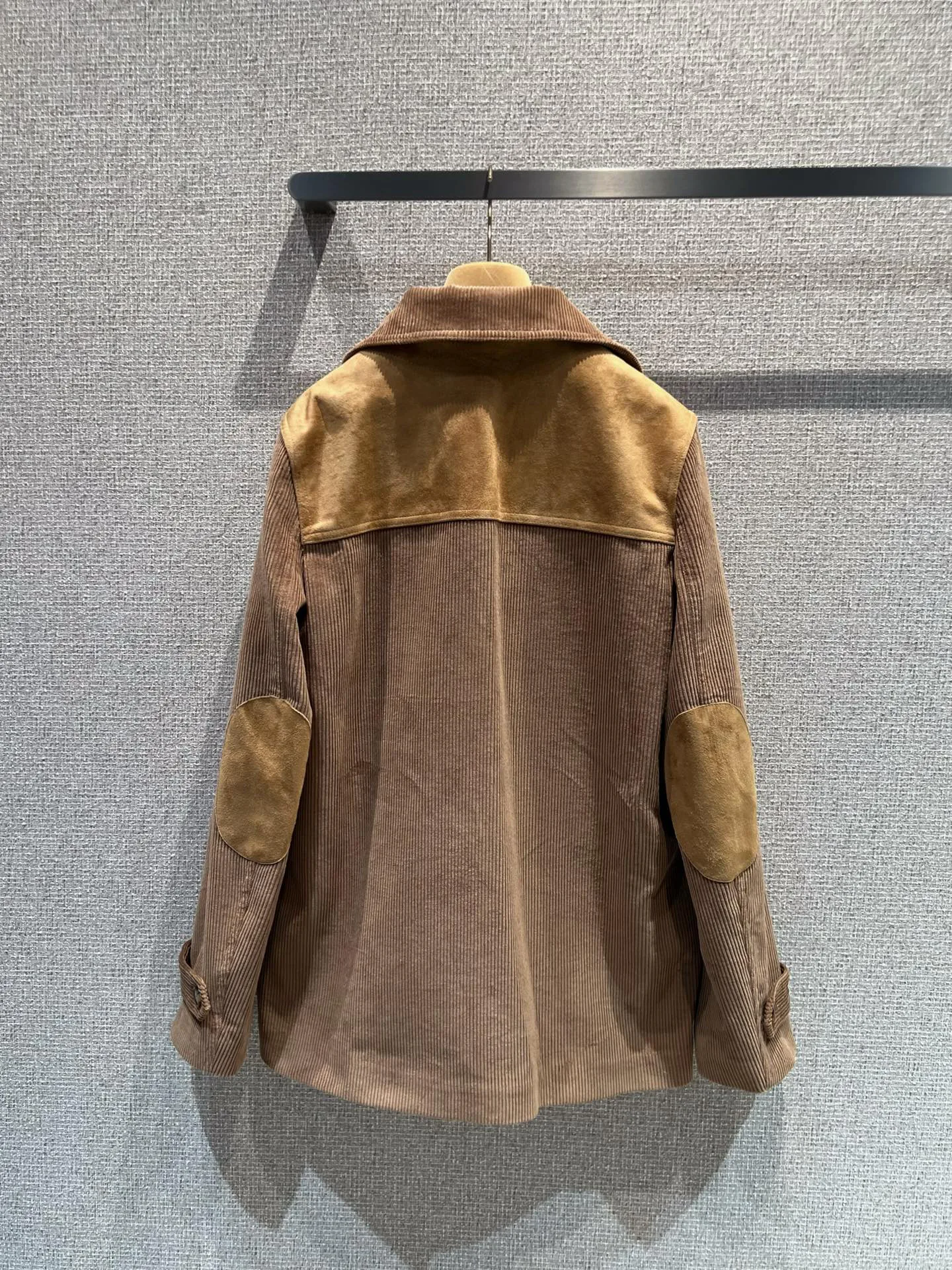 Куртки И Пуховики Женские Miu Miu 1068431