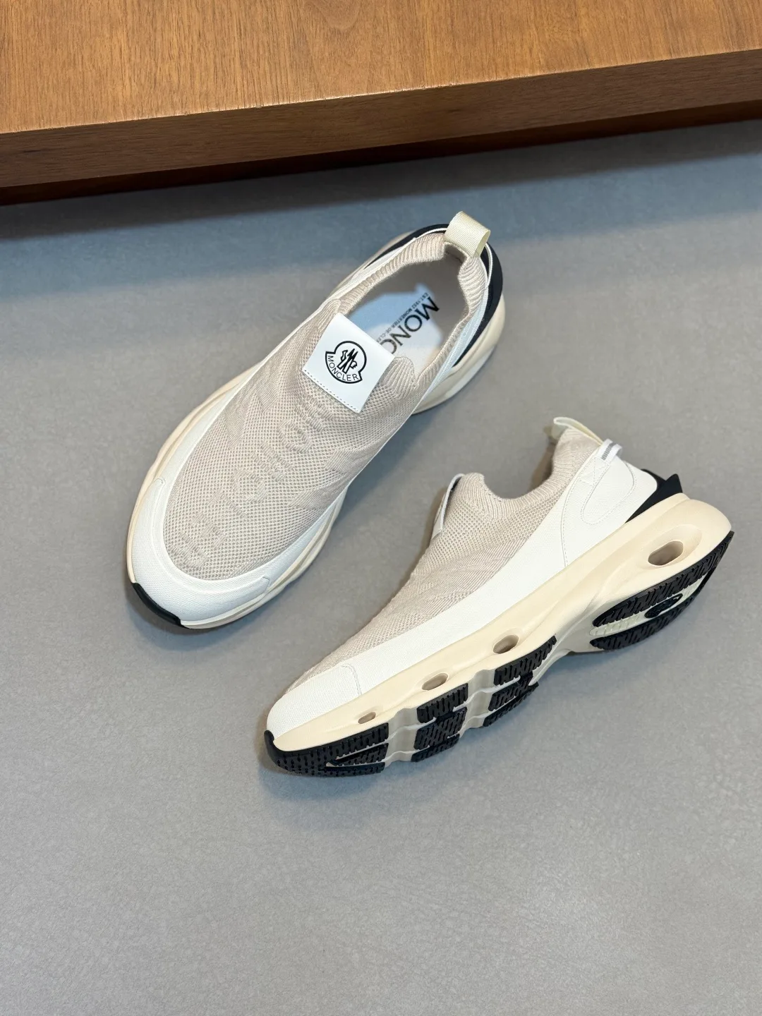 Кроссовки Мужские Moncler 17530476