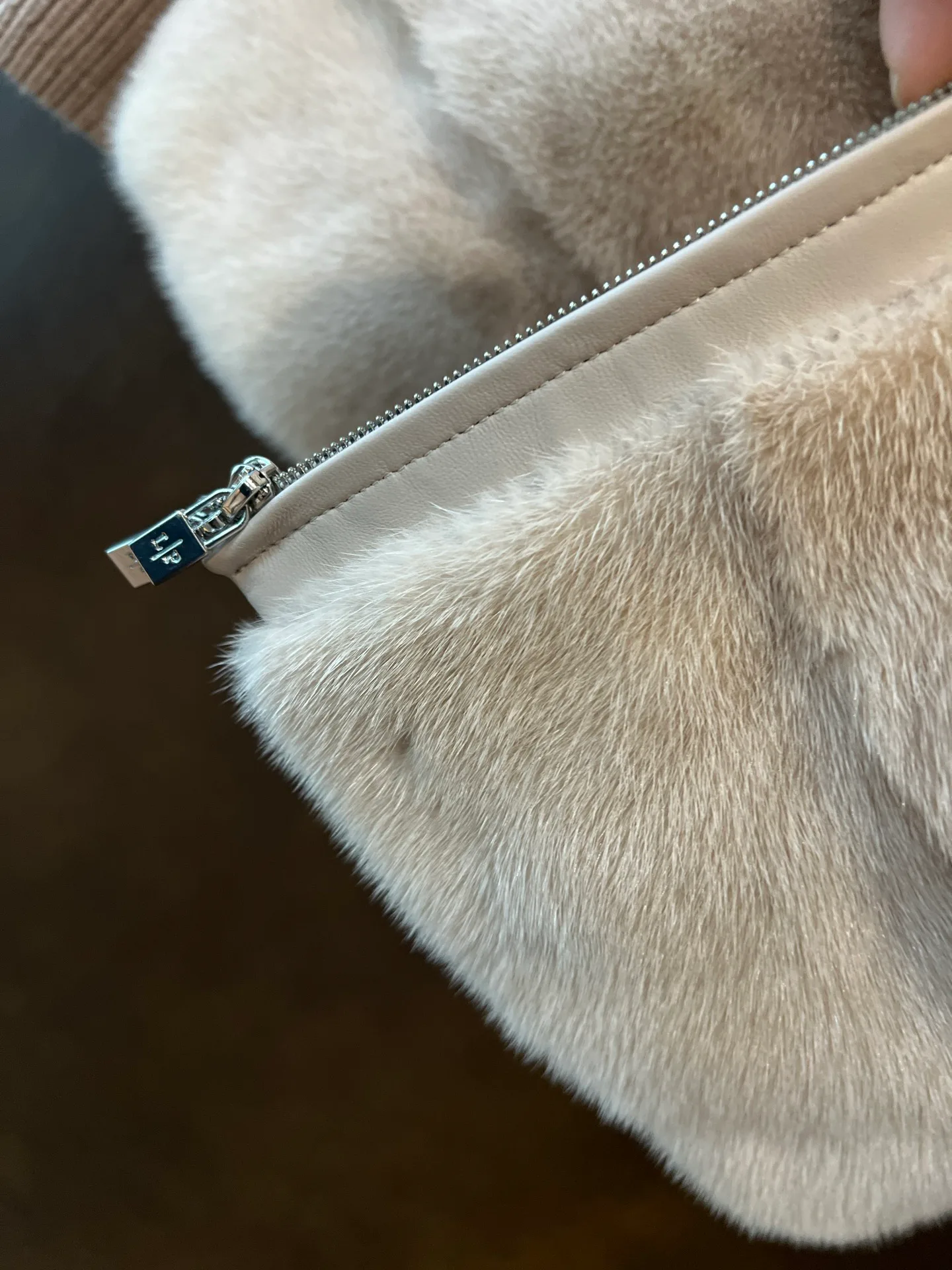 Куртки И Пуховики Женские Loro Piana 867531