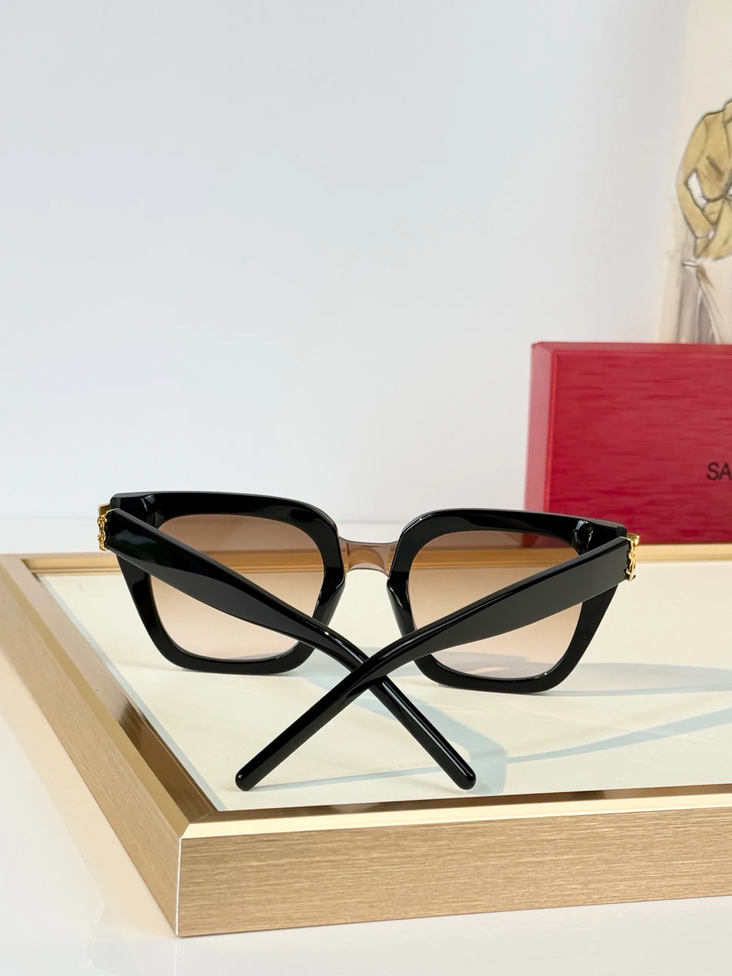 Очки Saint Laurent 18246209