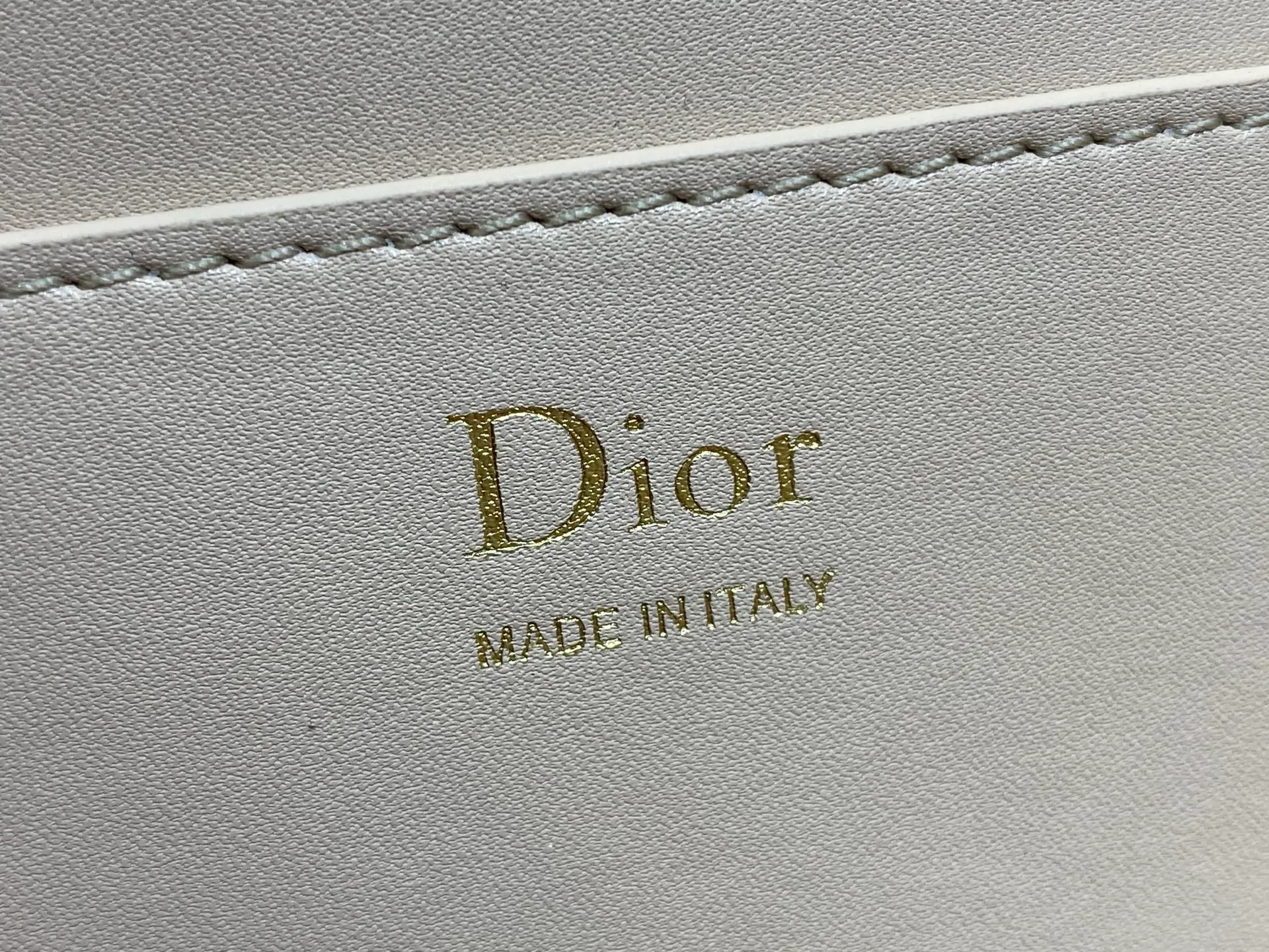 Классические Сумки Женские Christian Dior 16974215