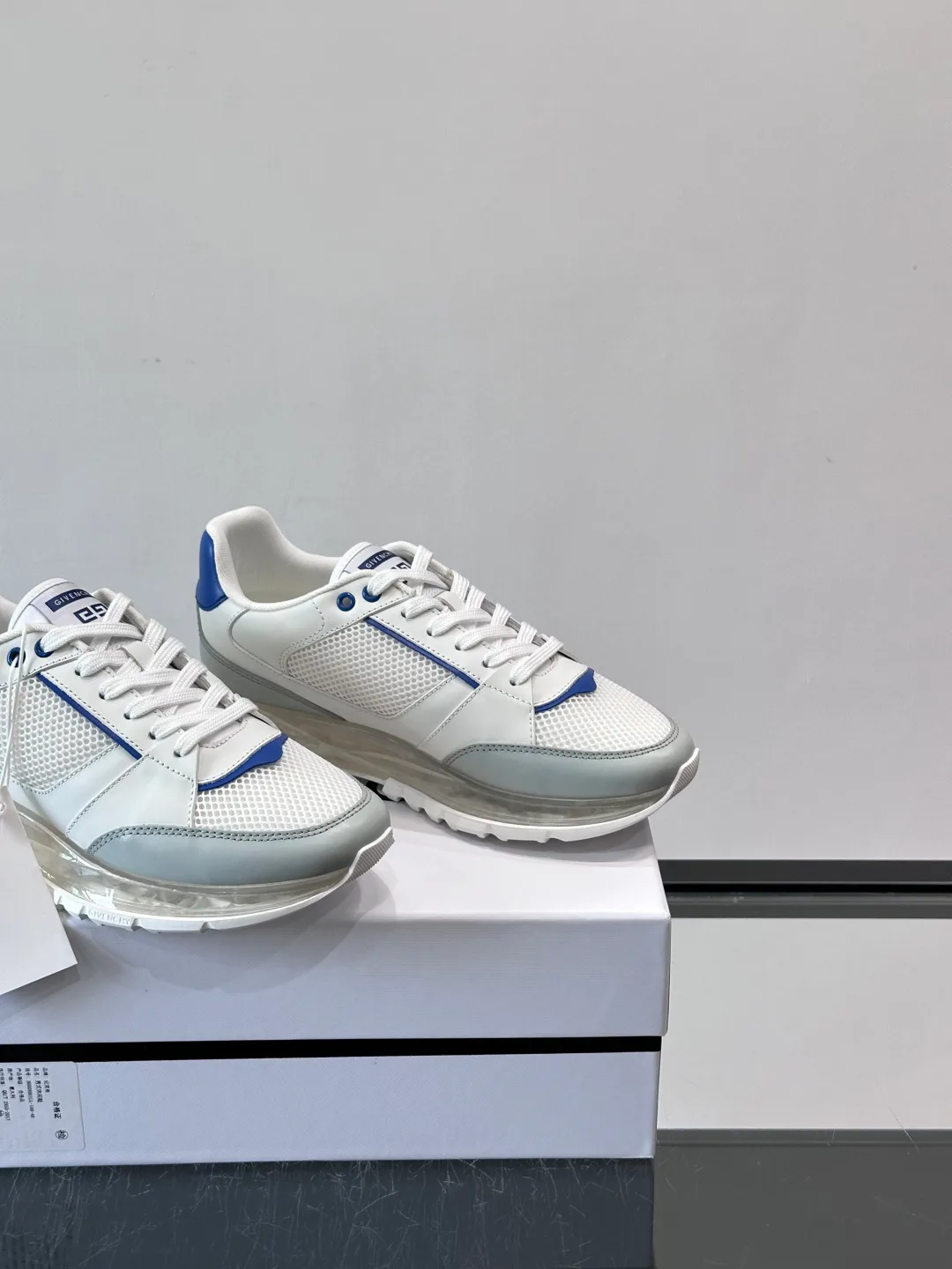 Кроссовки Мужские Givenchy 13553747