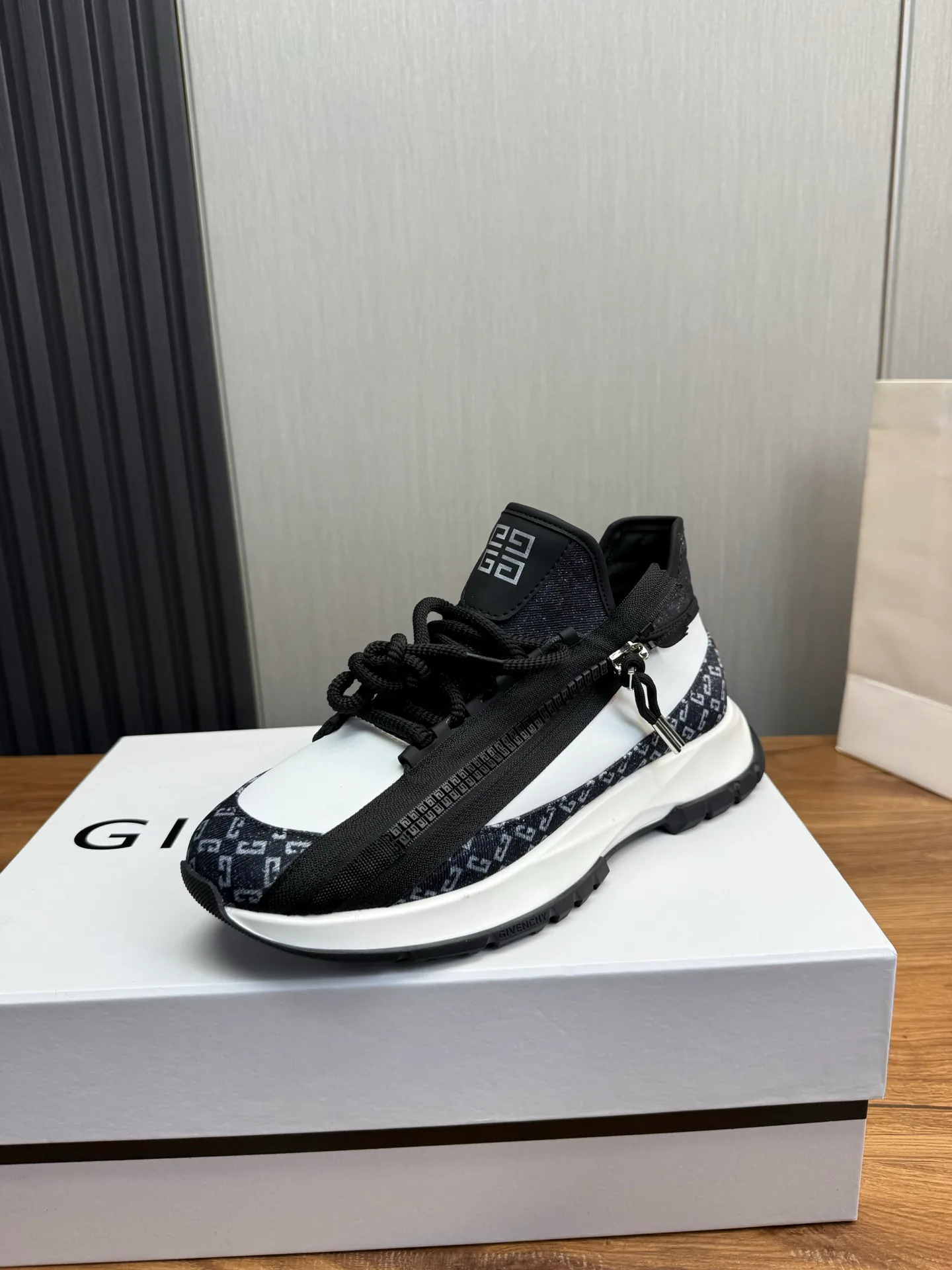 Кроссовки Мужские Givenchy 1628783