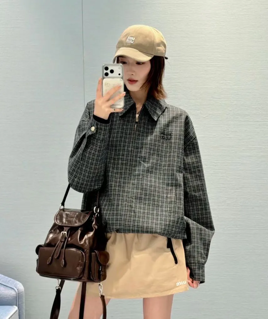 Куртки И Пуховики Женские Miu Miu 18108850