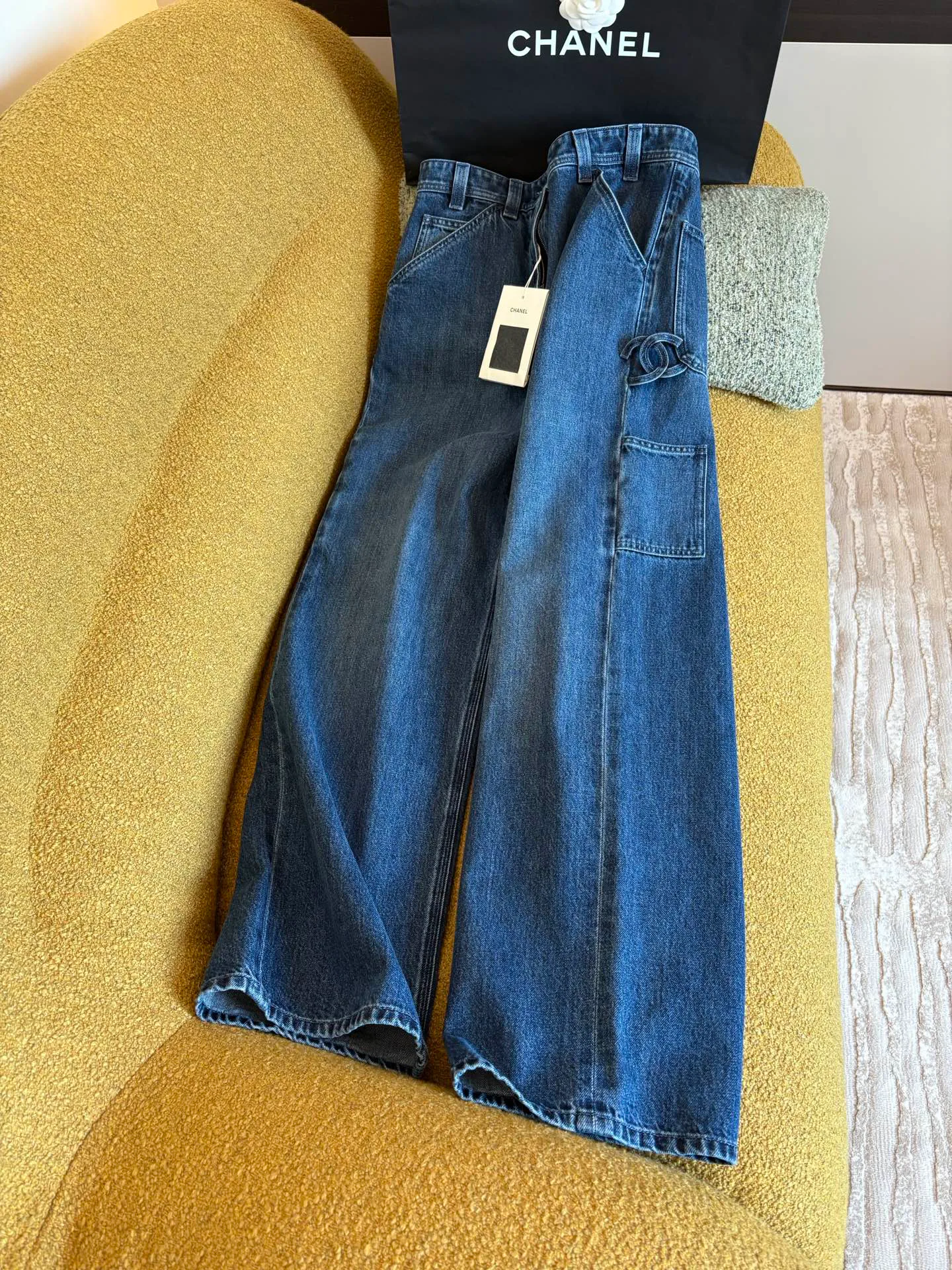 Джинсы Женские Chanel 11683809