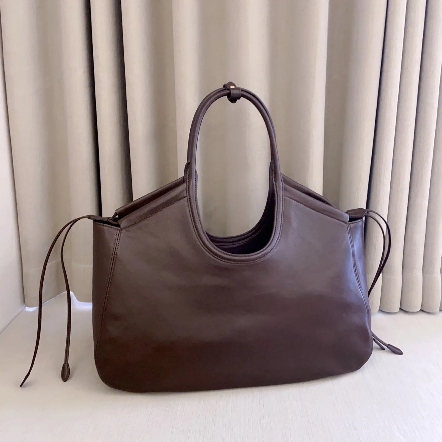 Классические Сумки Женские Miu Miu 18248082
