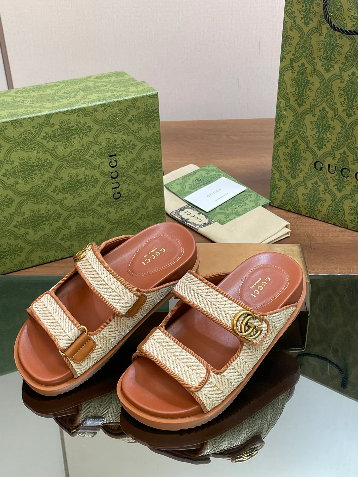 Шлепанцы Женские Gucci 21081