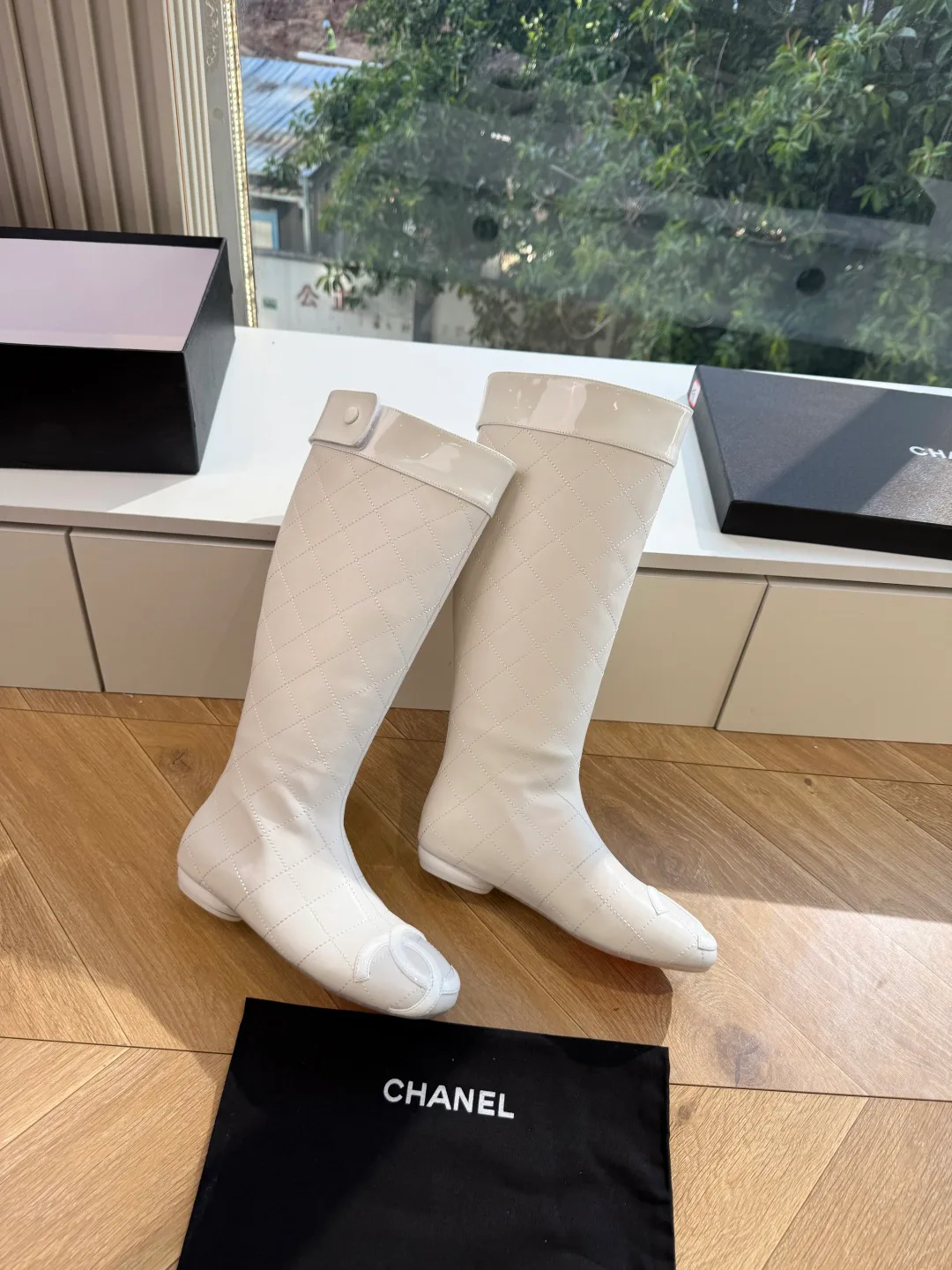 Сапоги Женские Chanel 18268936