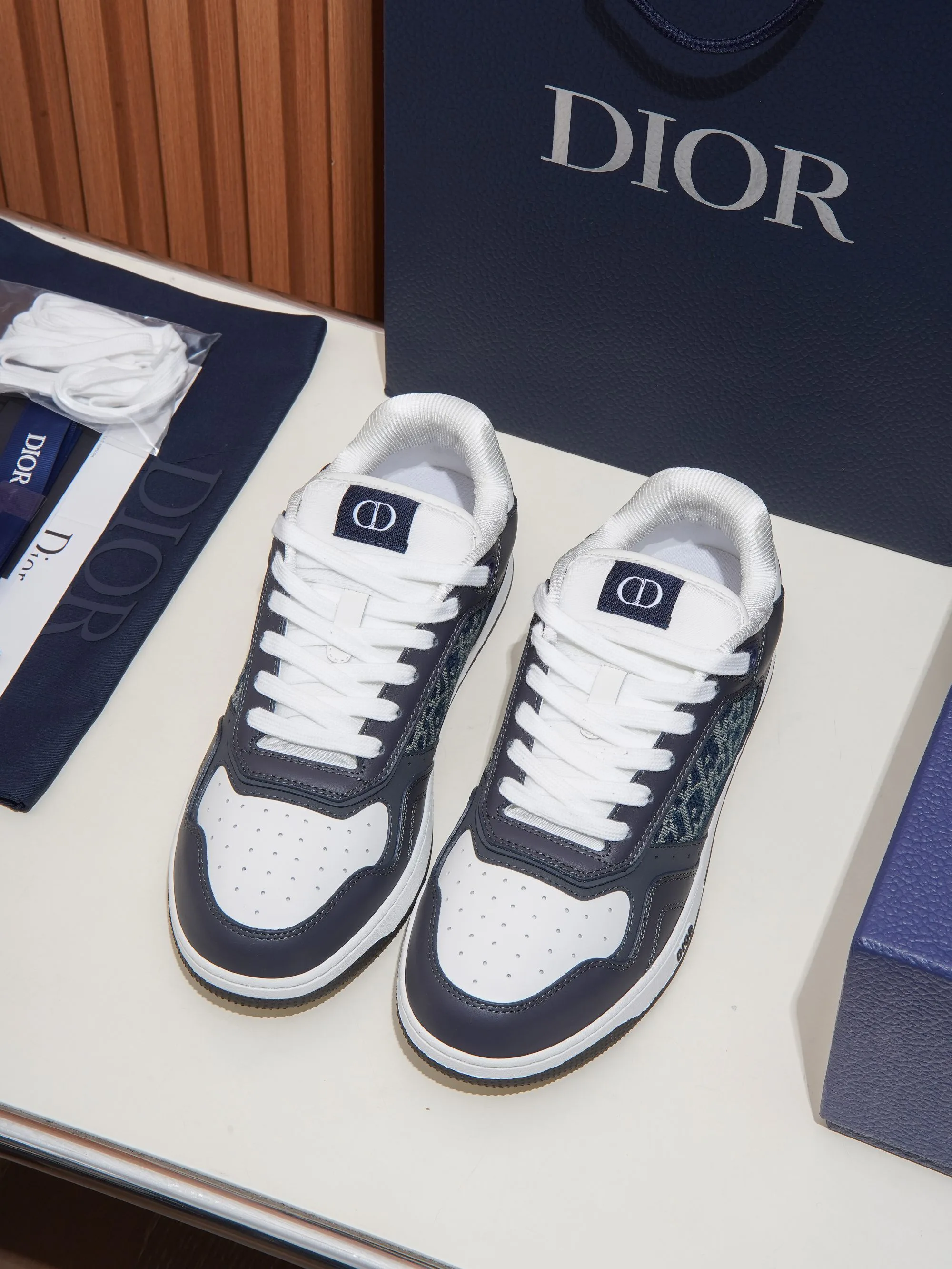Кроссовки Женские Christian Dior 18781790