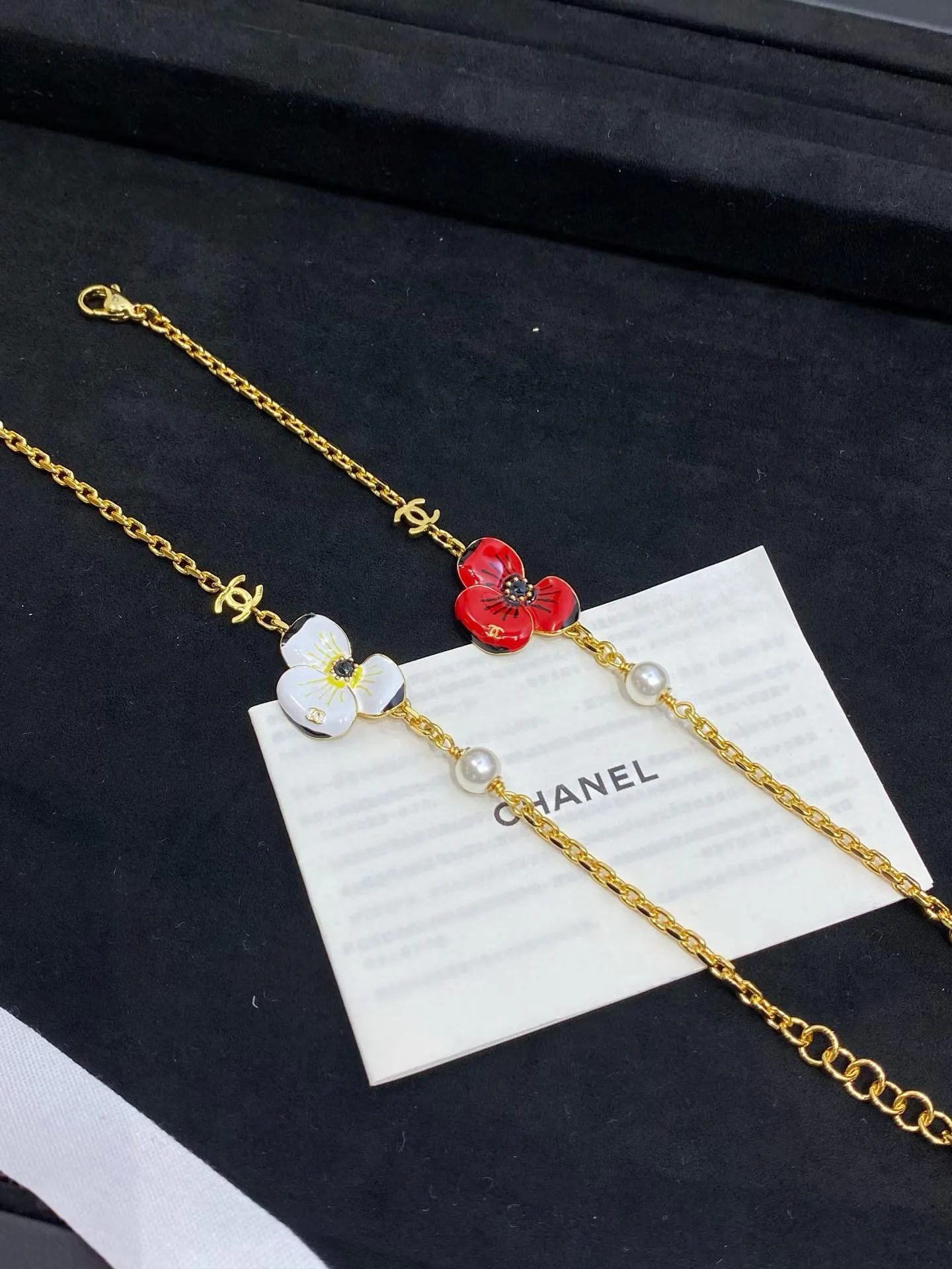 Бижутерия Chanel 18122425