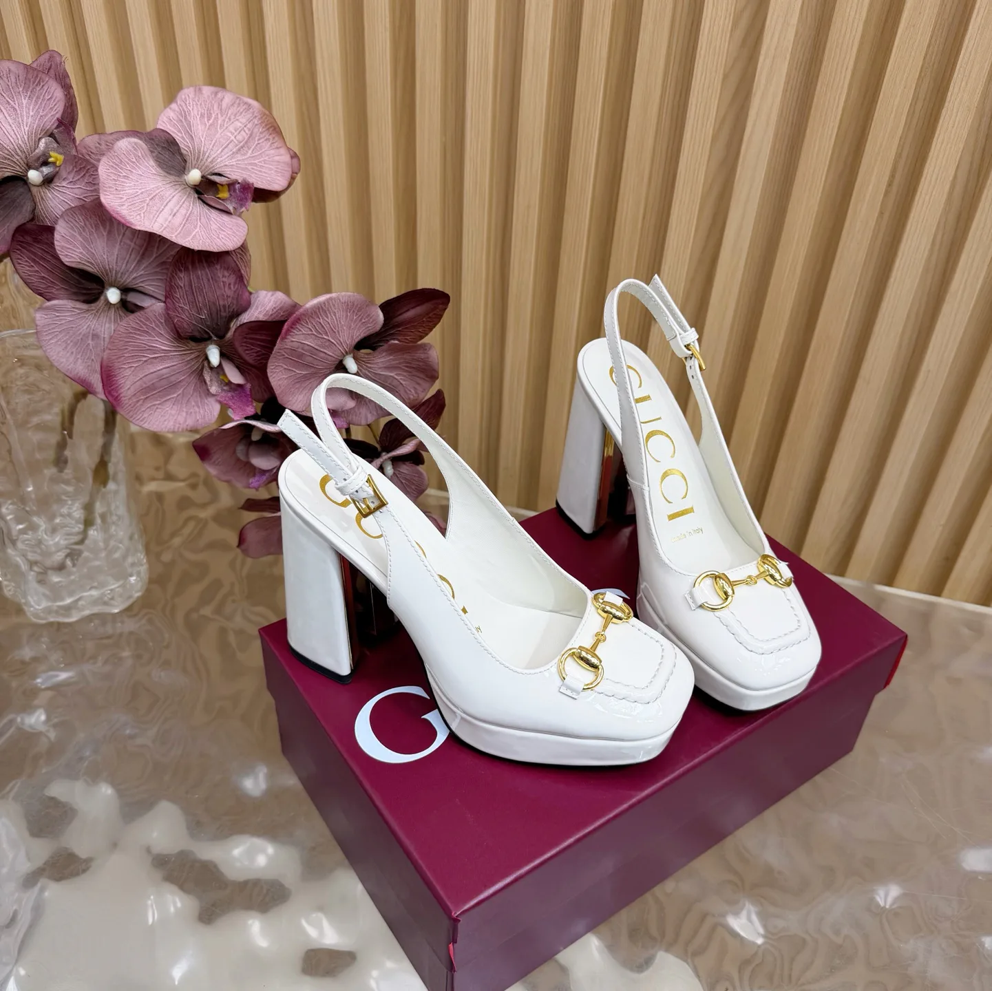 Туфли Женские Gucci 379368